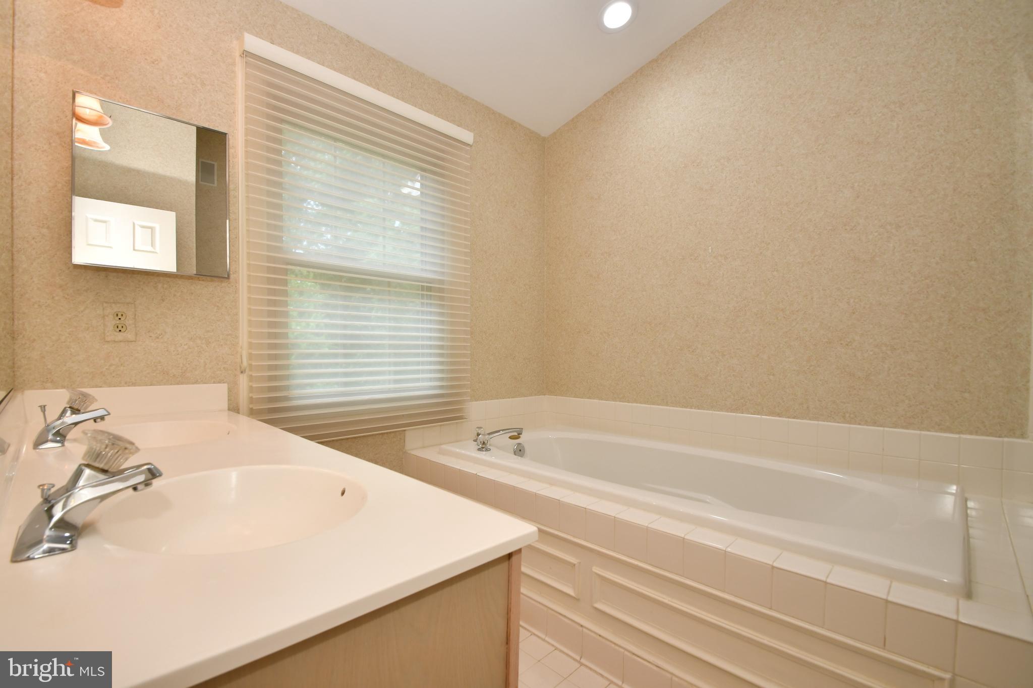 CHAPELGATE - Residential Lease