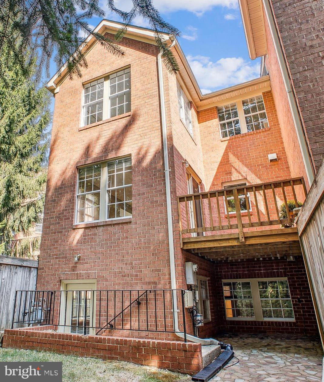 DEVONSHIRE - Residential Lease