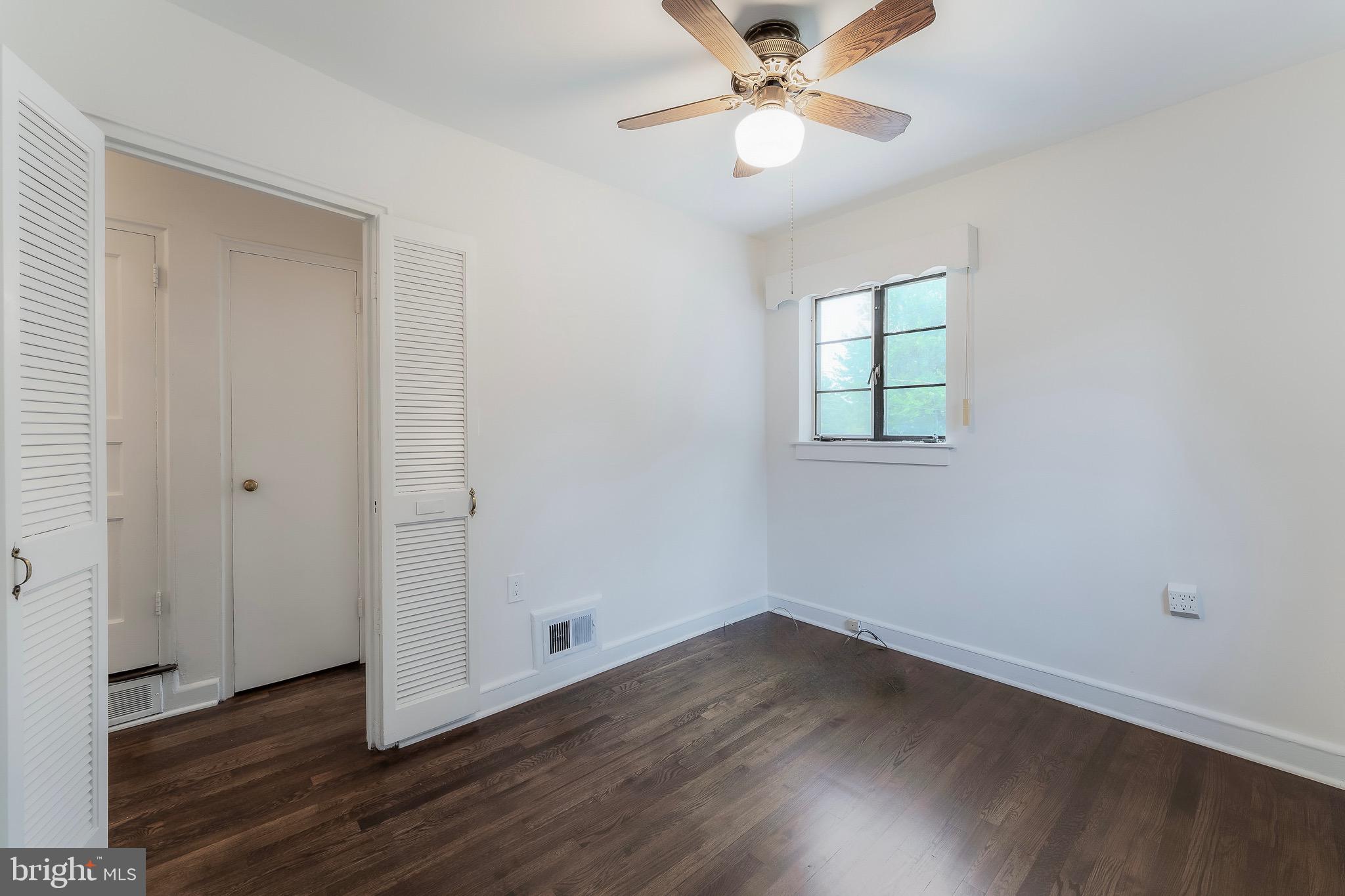 TYLER PARK - Residential