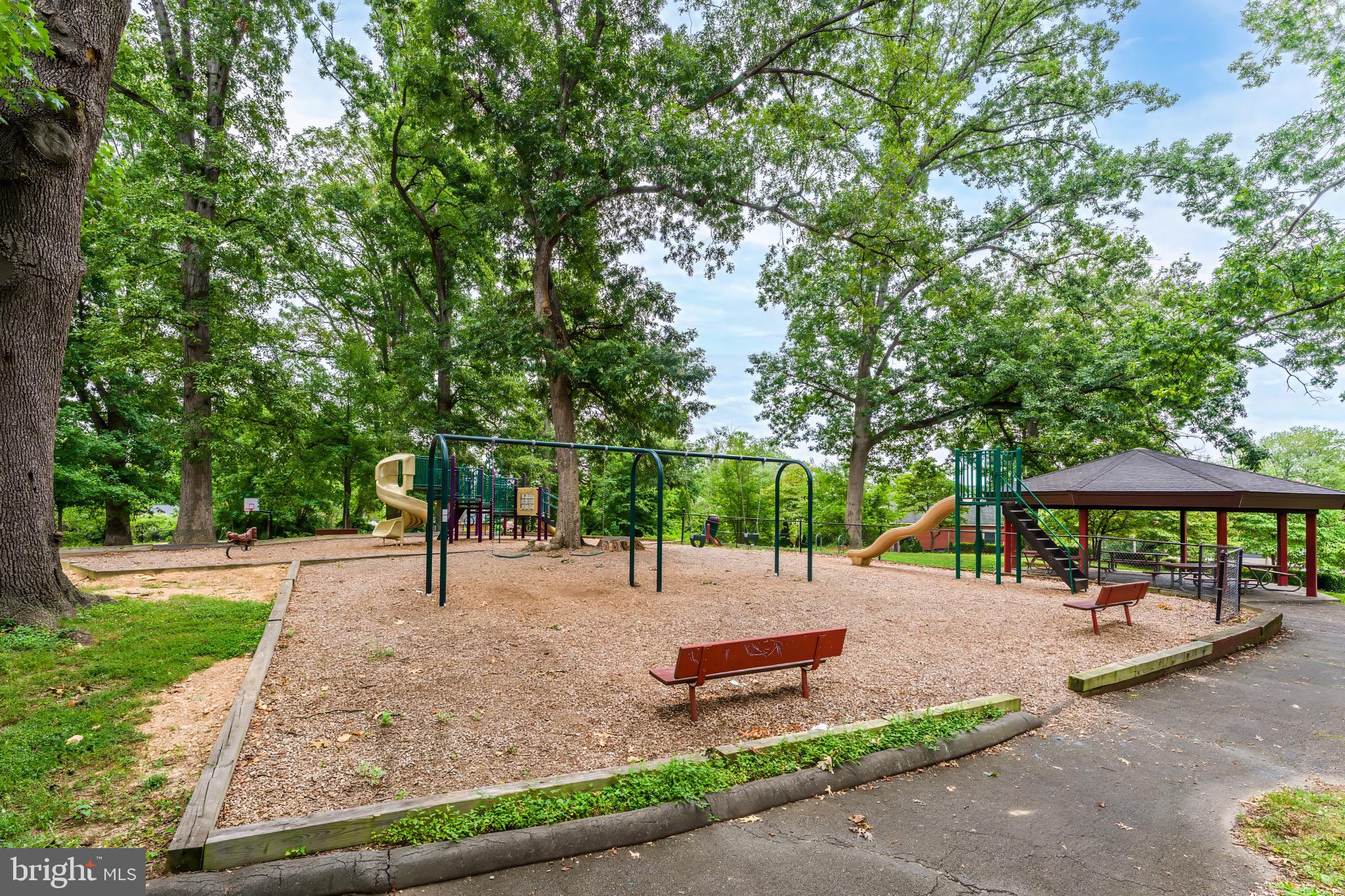 TYLER PARK - Residential