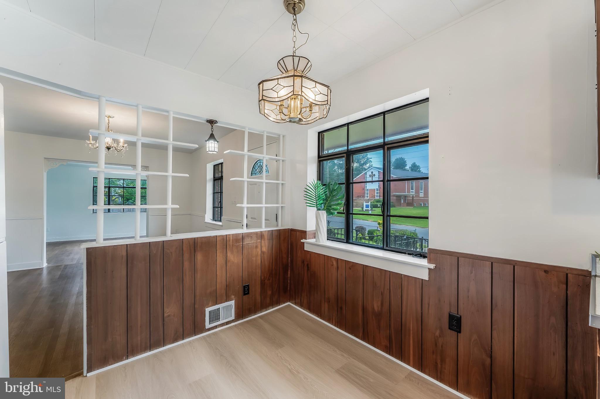 TYLER PARK - Residential