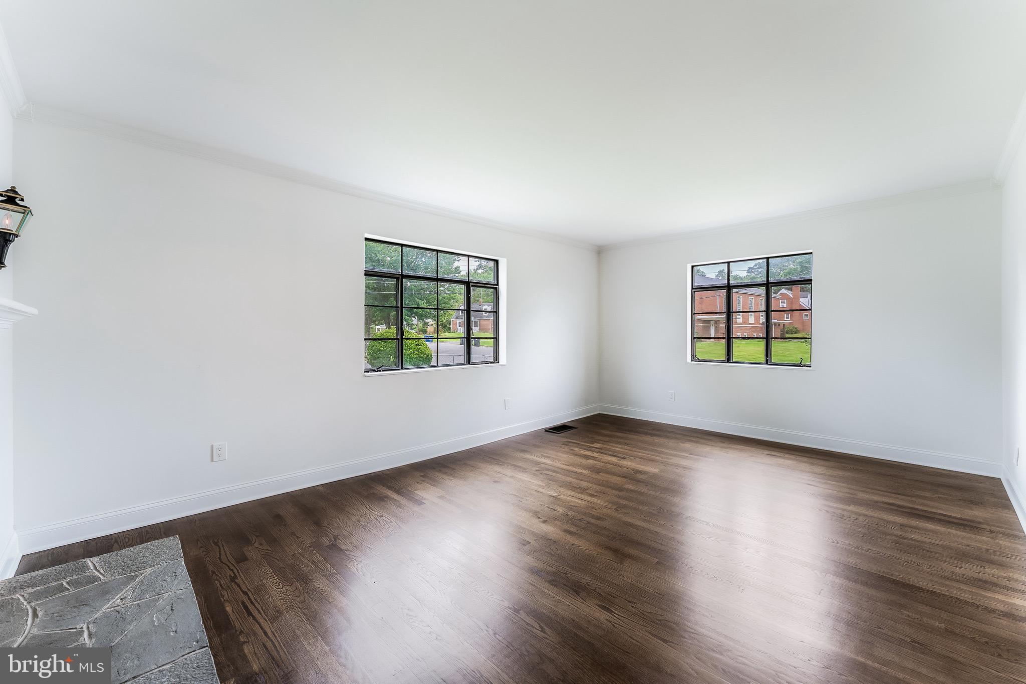 TYLER PARK - Residential