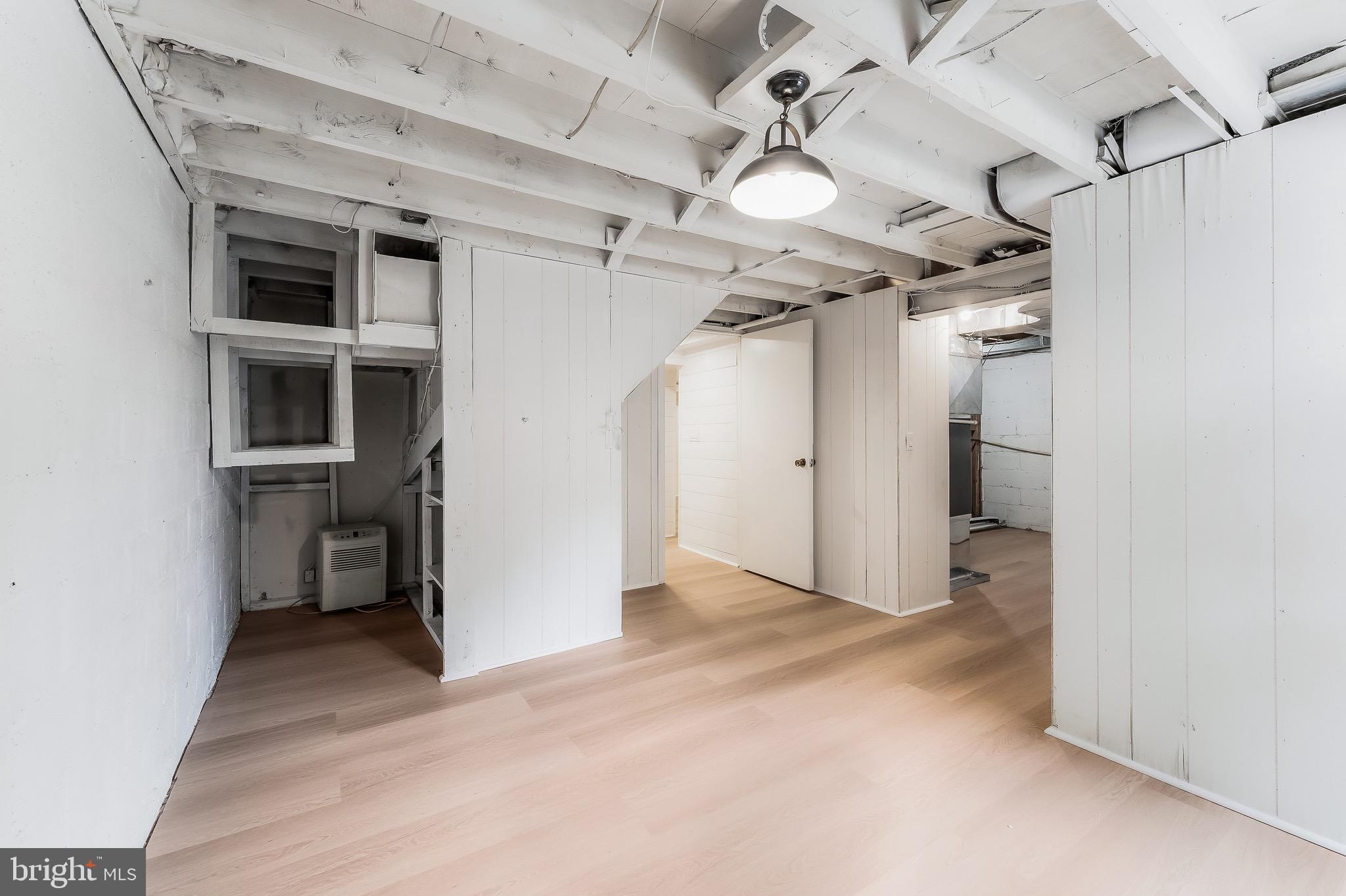 TYLER PARK - Residential