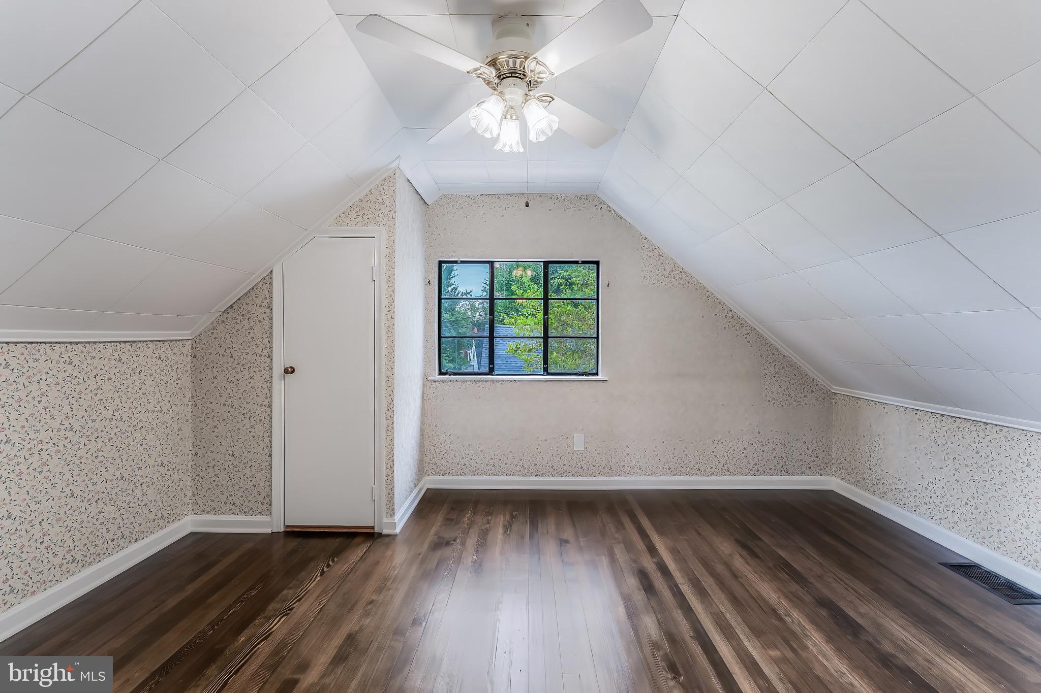 TYLER PARK - Residential