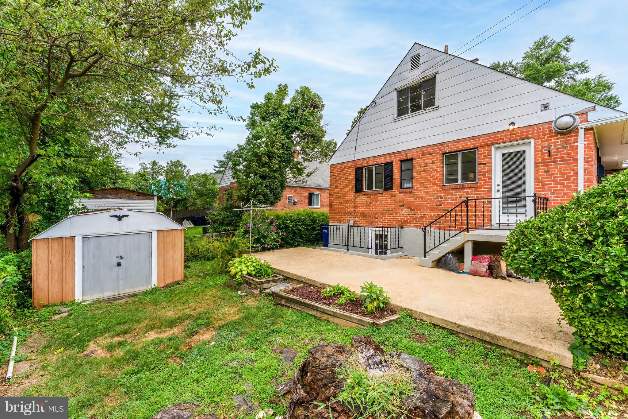 TYLER PARK - Residential