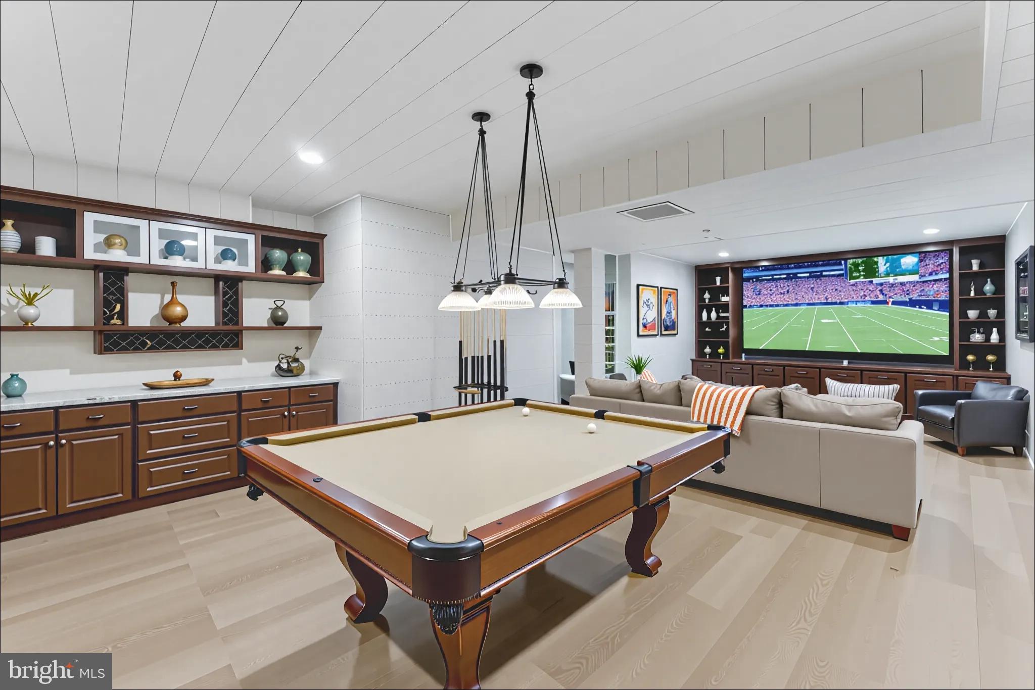 TYLER PARK - Residential