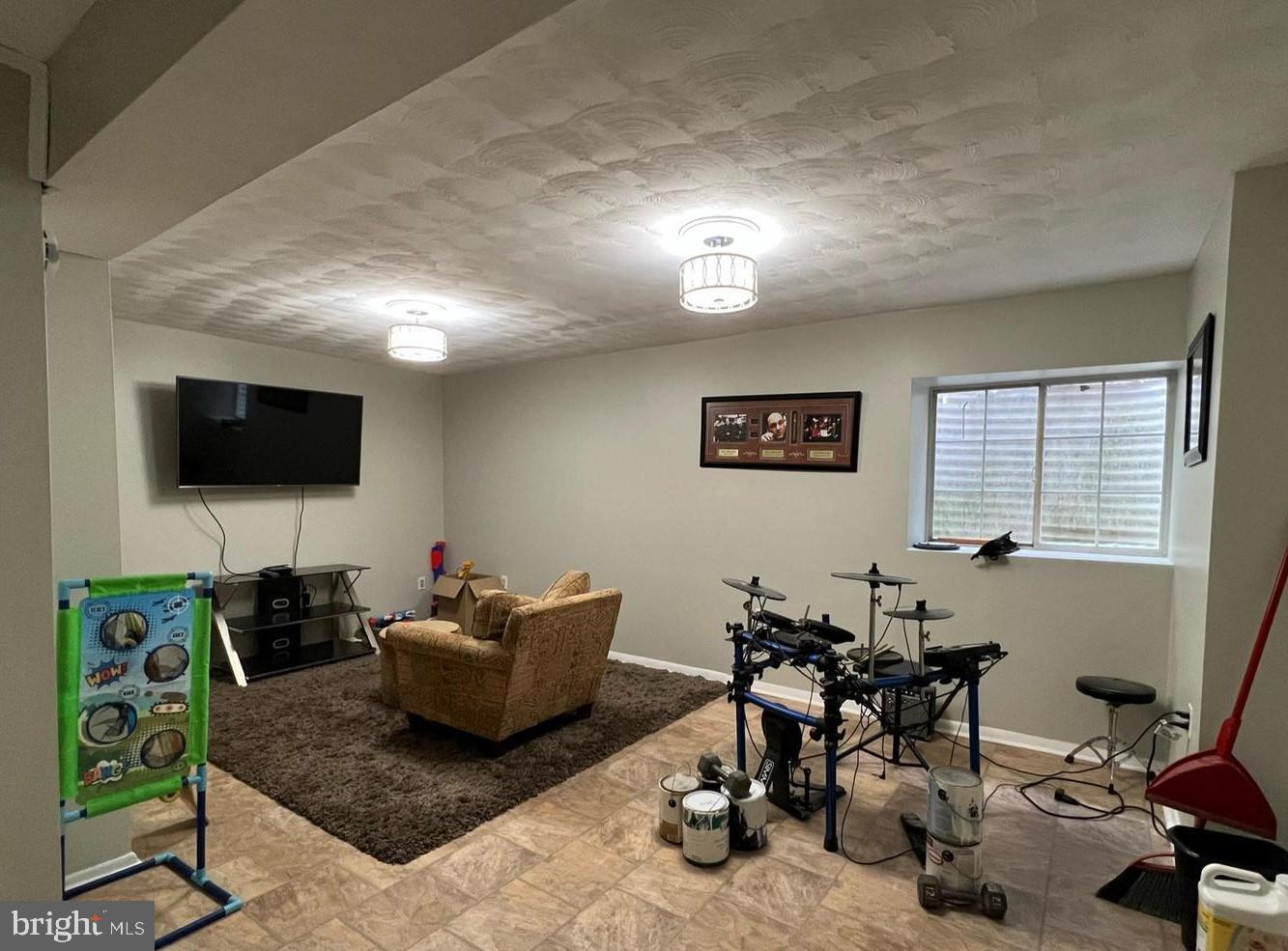 CHESTERFIELD - Residential Lease