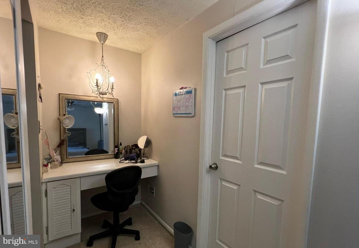 CHESTERFIELD - Residential Lease