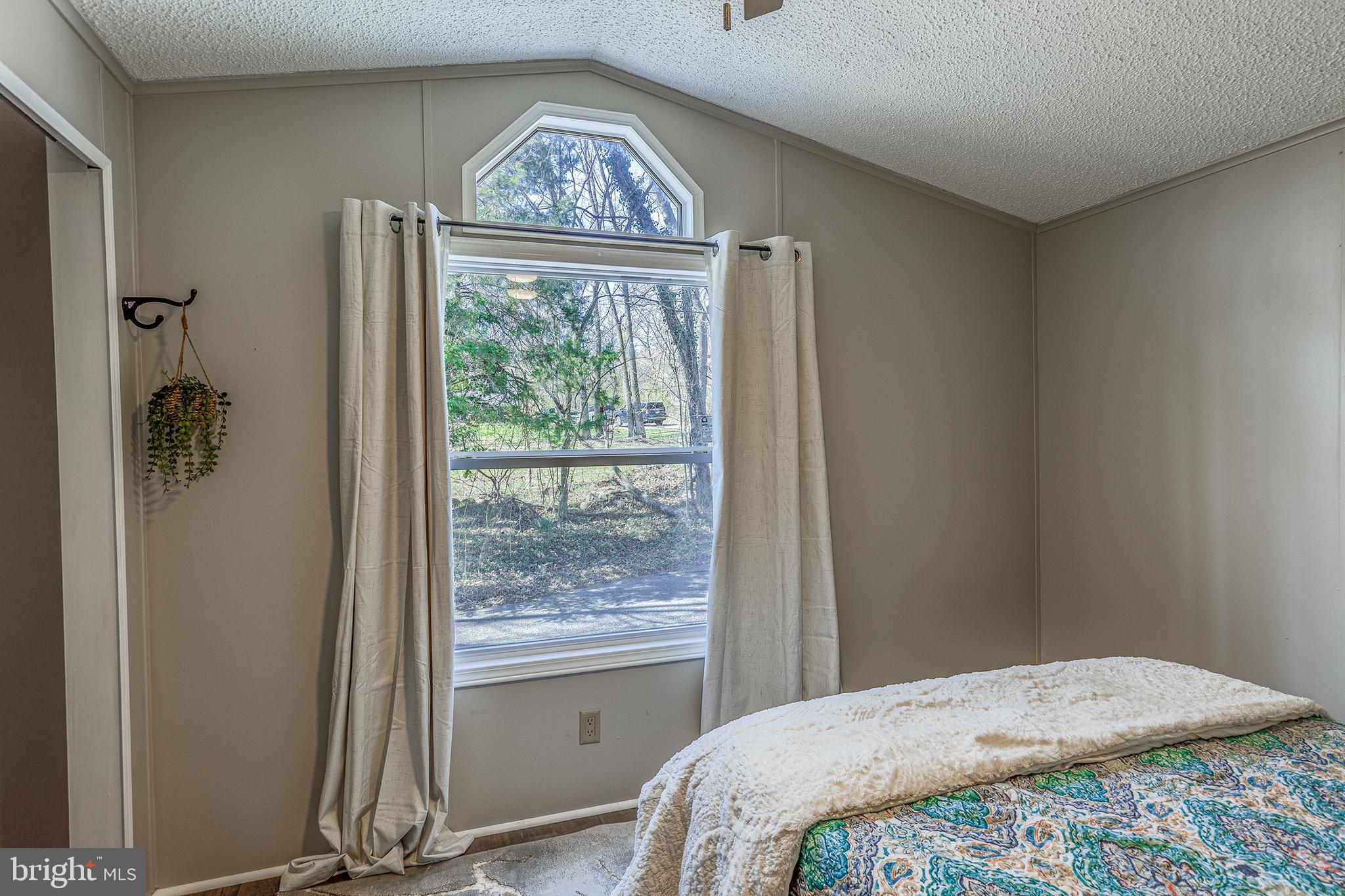 RESERVOIR PARK - Residential