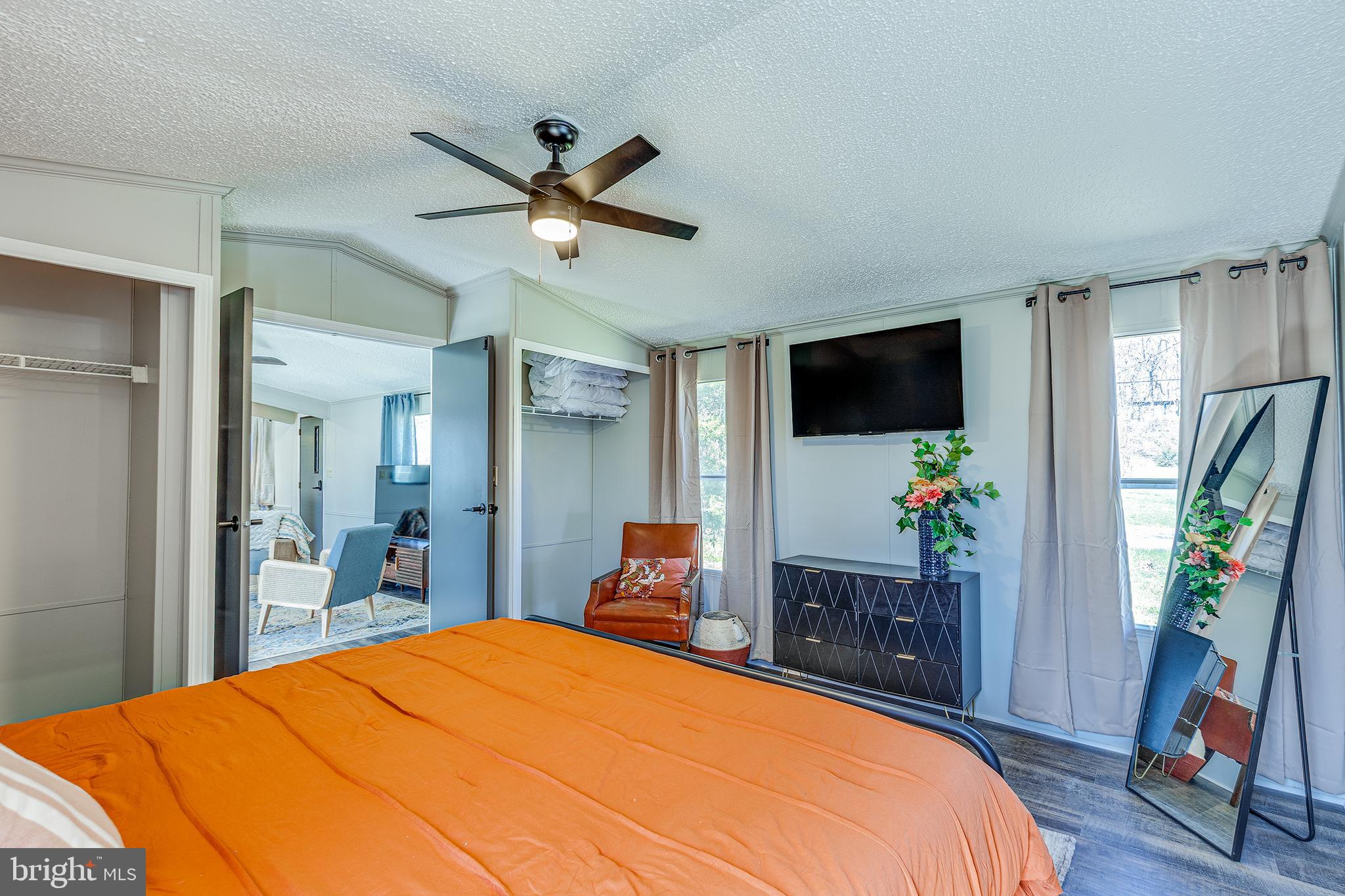 RESERVOIR PARK - Residential