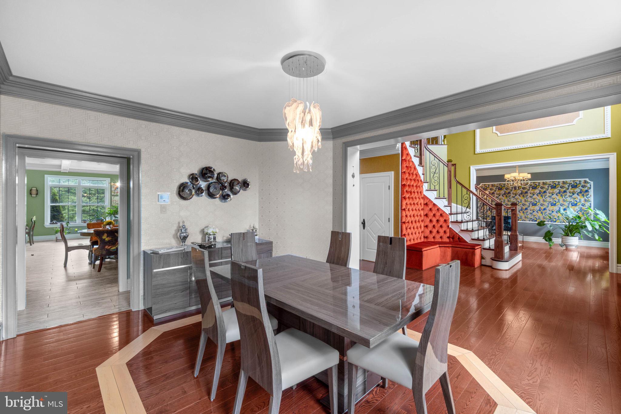 RIVER DOWNS - Residential