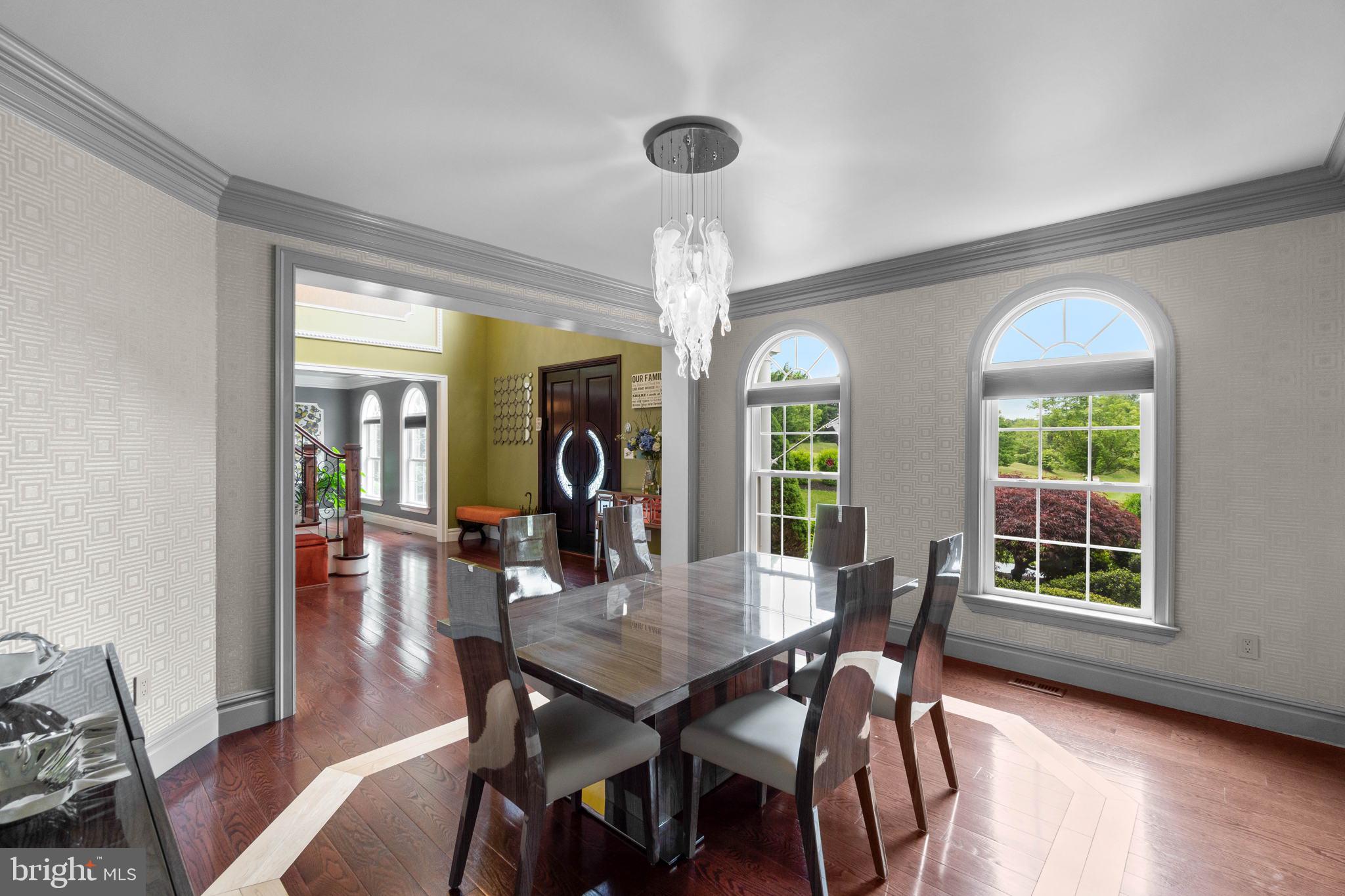 RIVER DOWNS - Residential