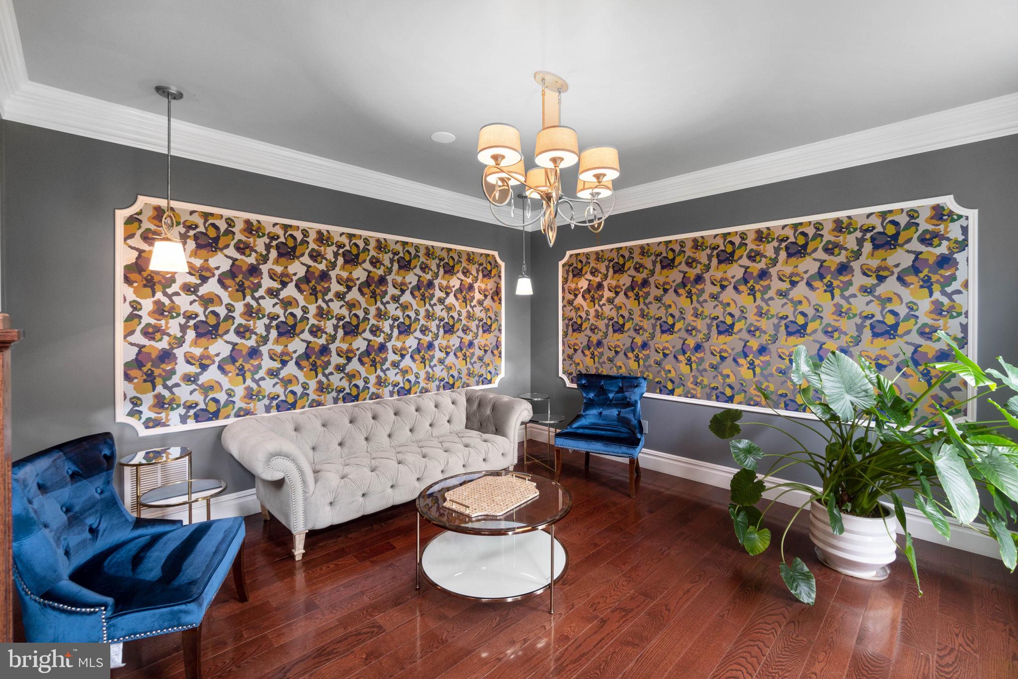 RIVER DOWNS - Residential