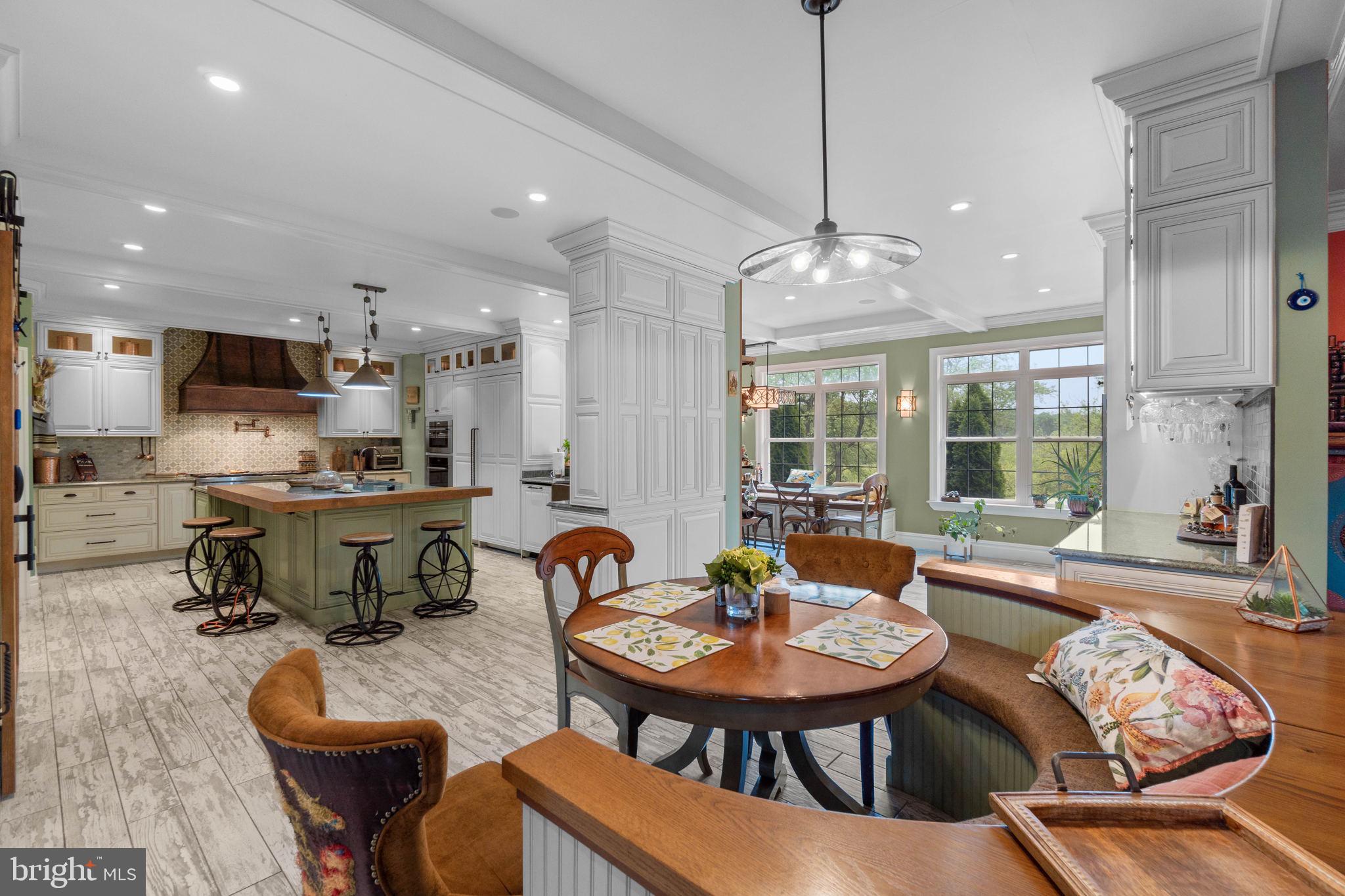 RIVER DOWNS - Residential