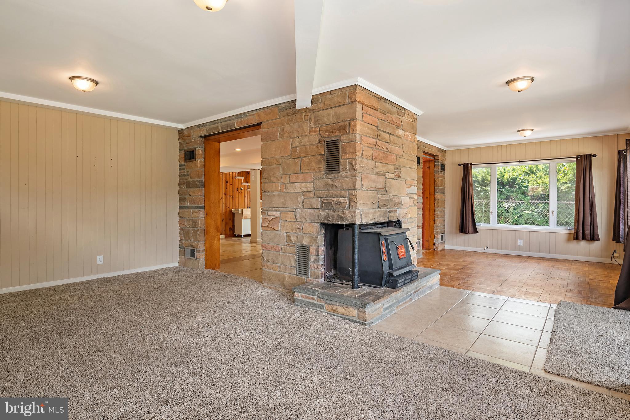 MANHATTAN BEACH - Residential Lease