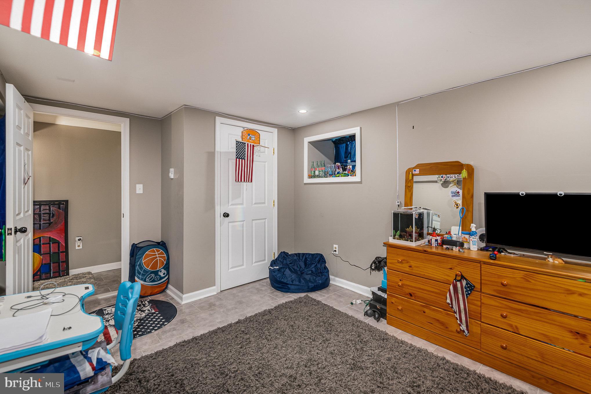 SPARROWS POINT - Residential