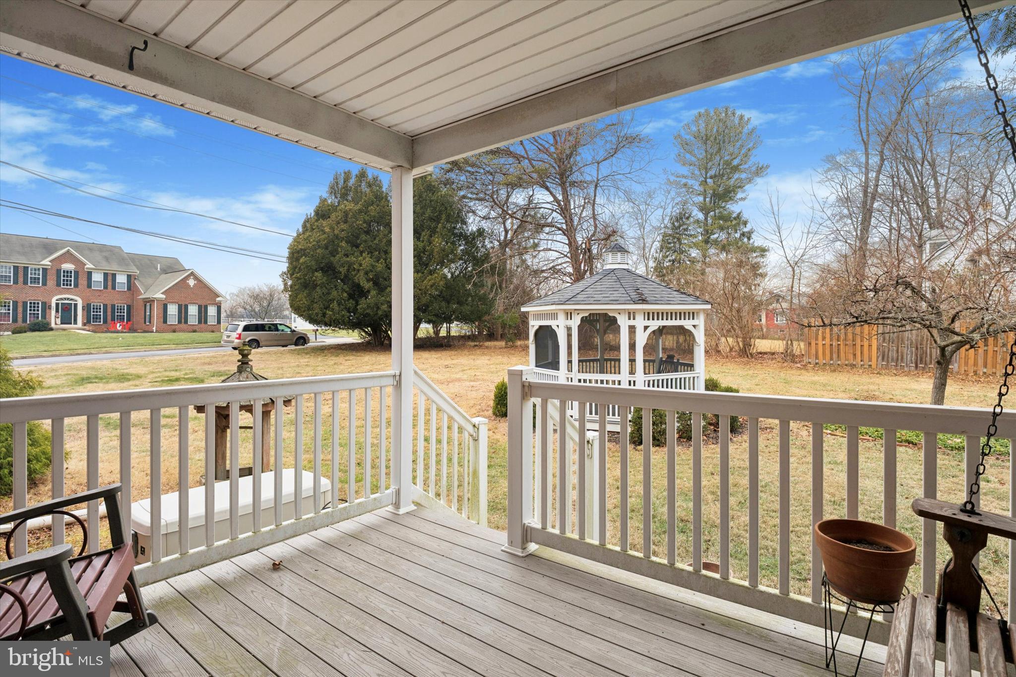 BALLINAHINCH - Residential