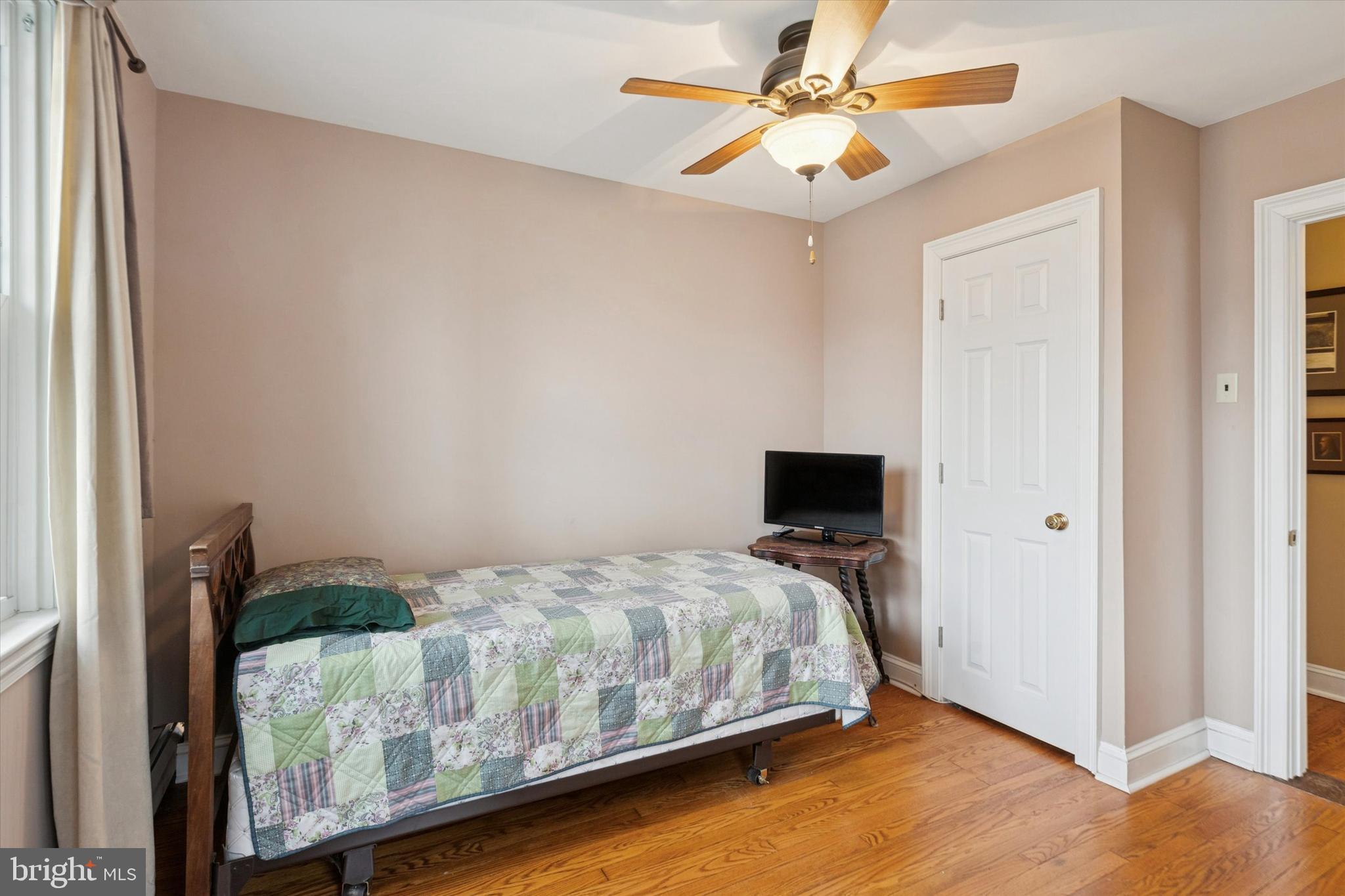 BALLINAHINCH - Residential