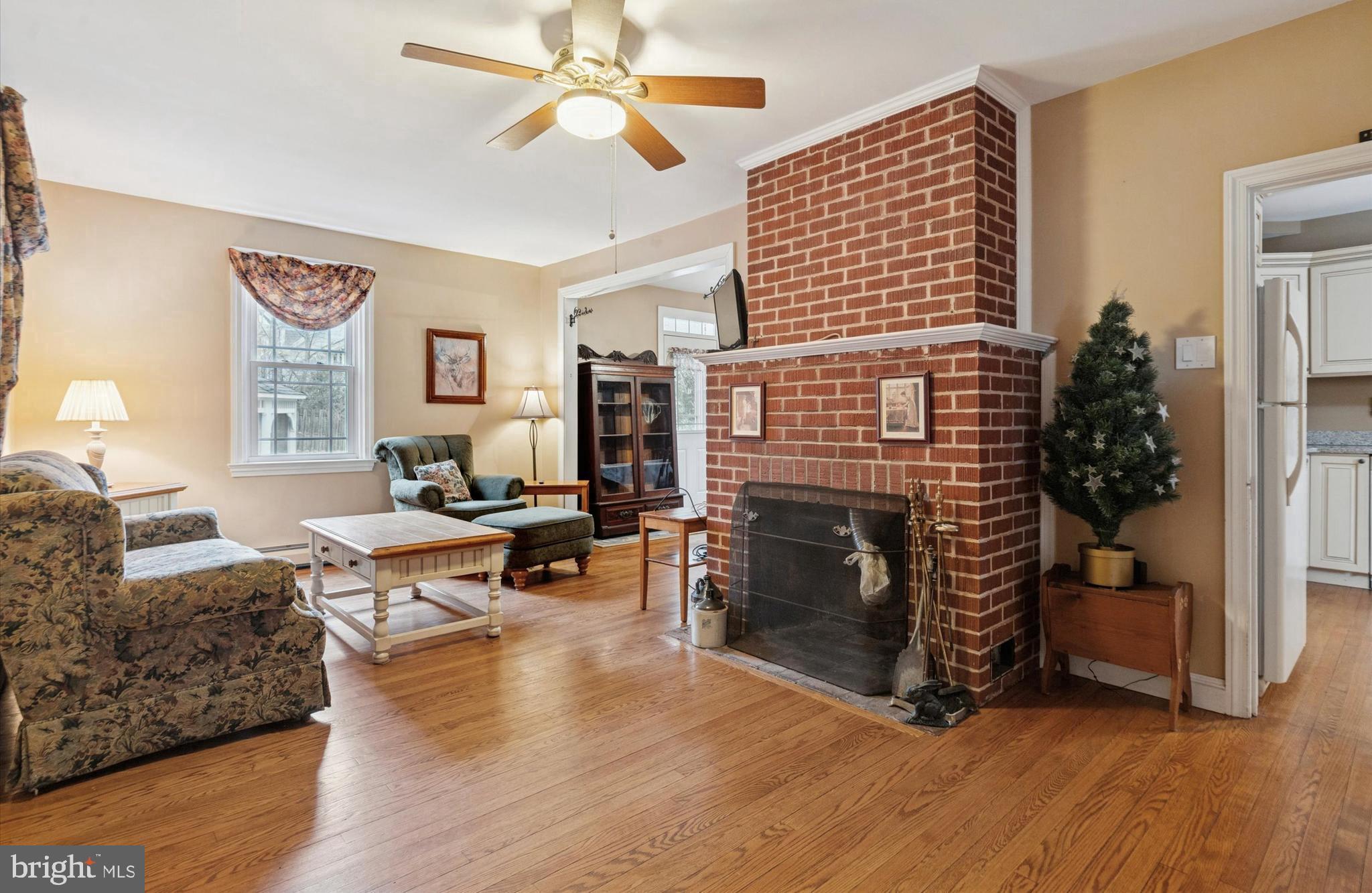 BALLINAHINCH - Residential