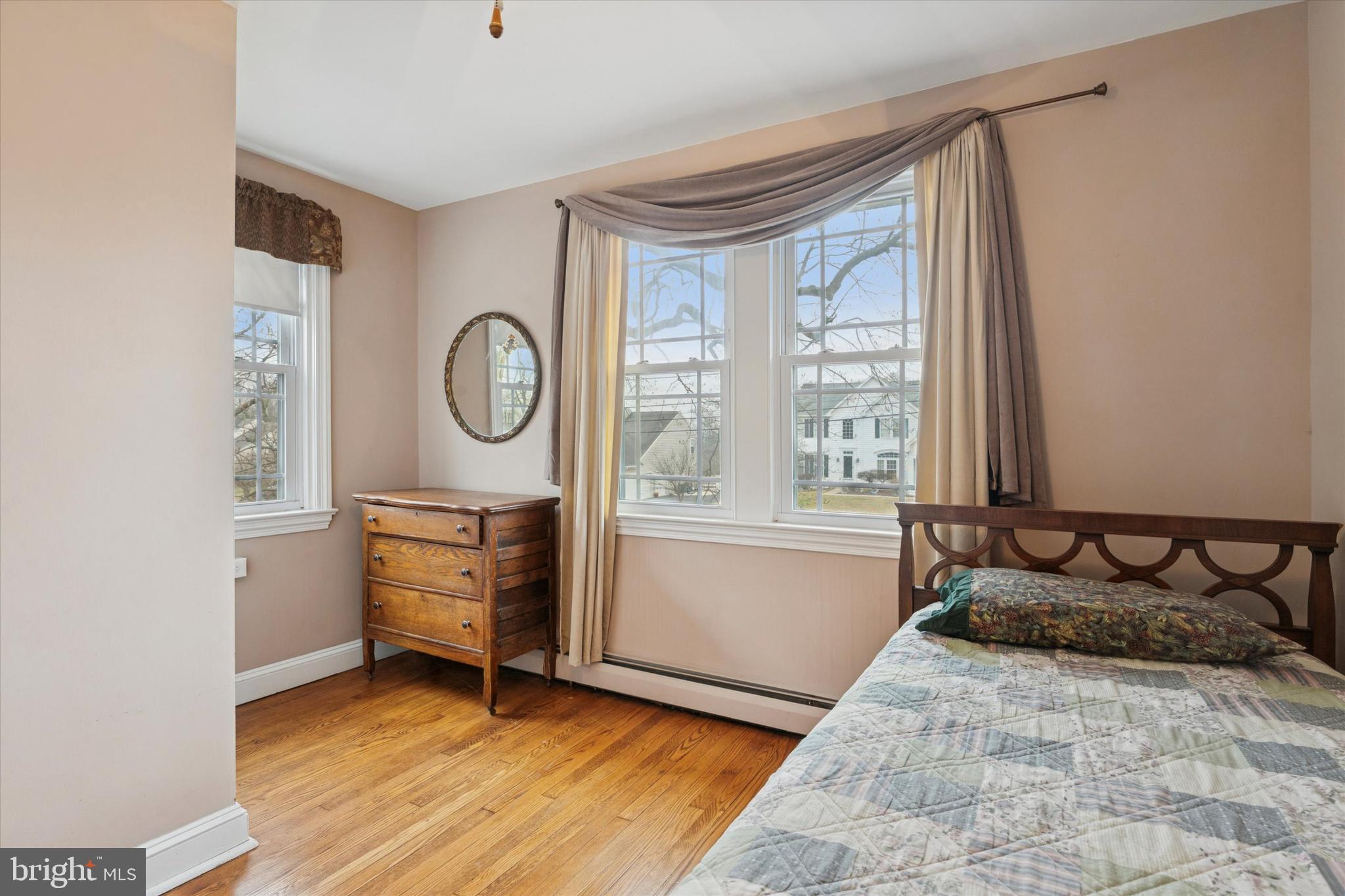 BALLINAHINCH - Residential