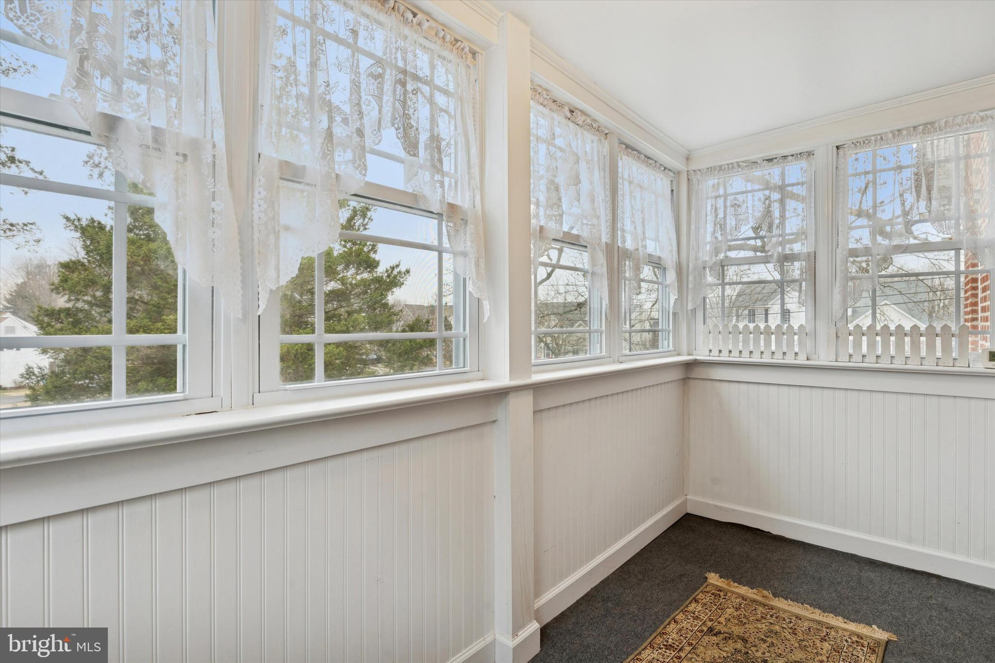 BALLINAHINCH - Residential