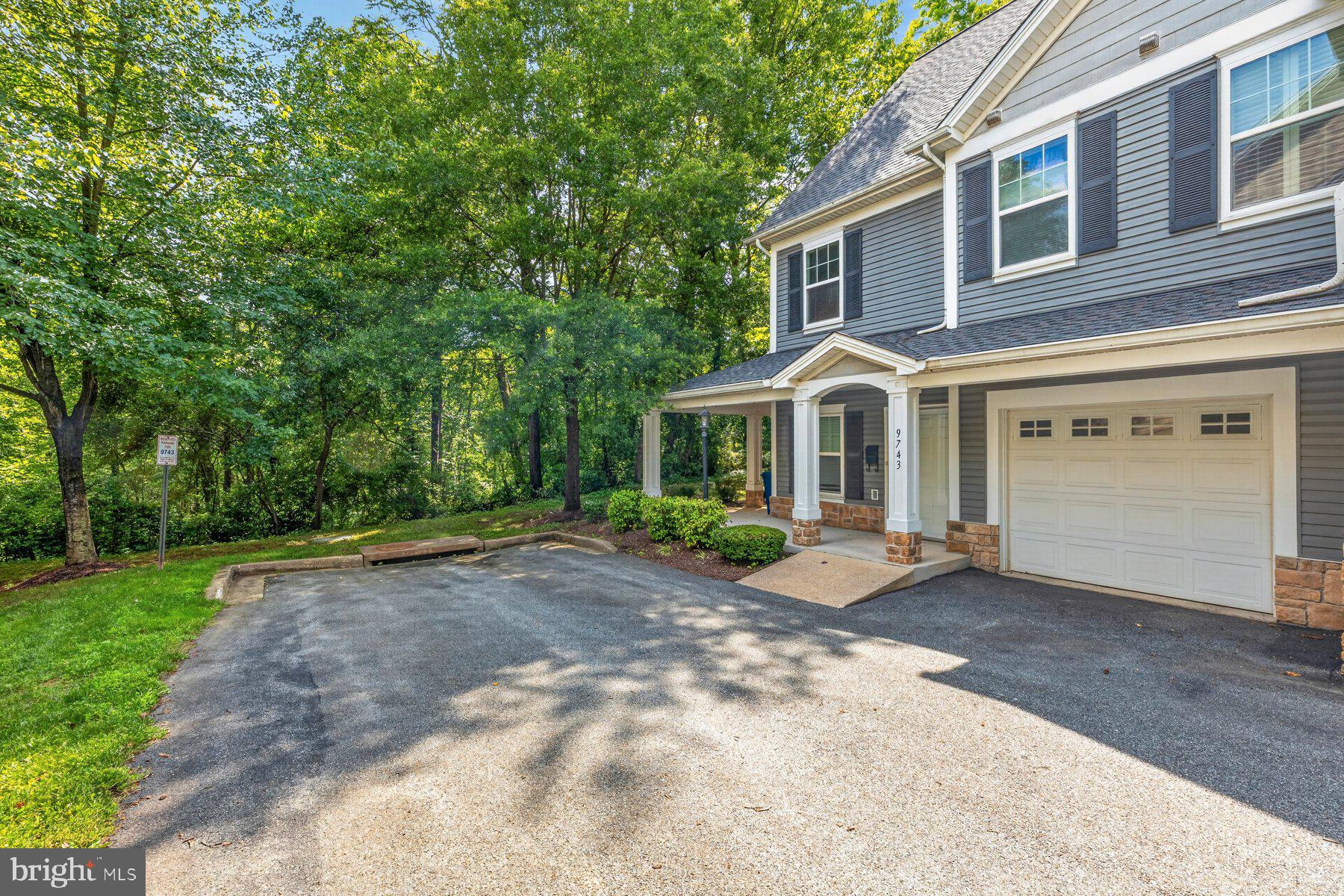 9743 WINERY COURT