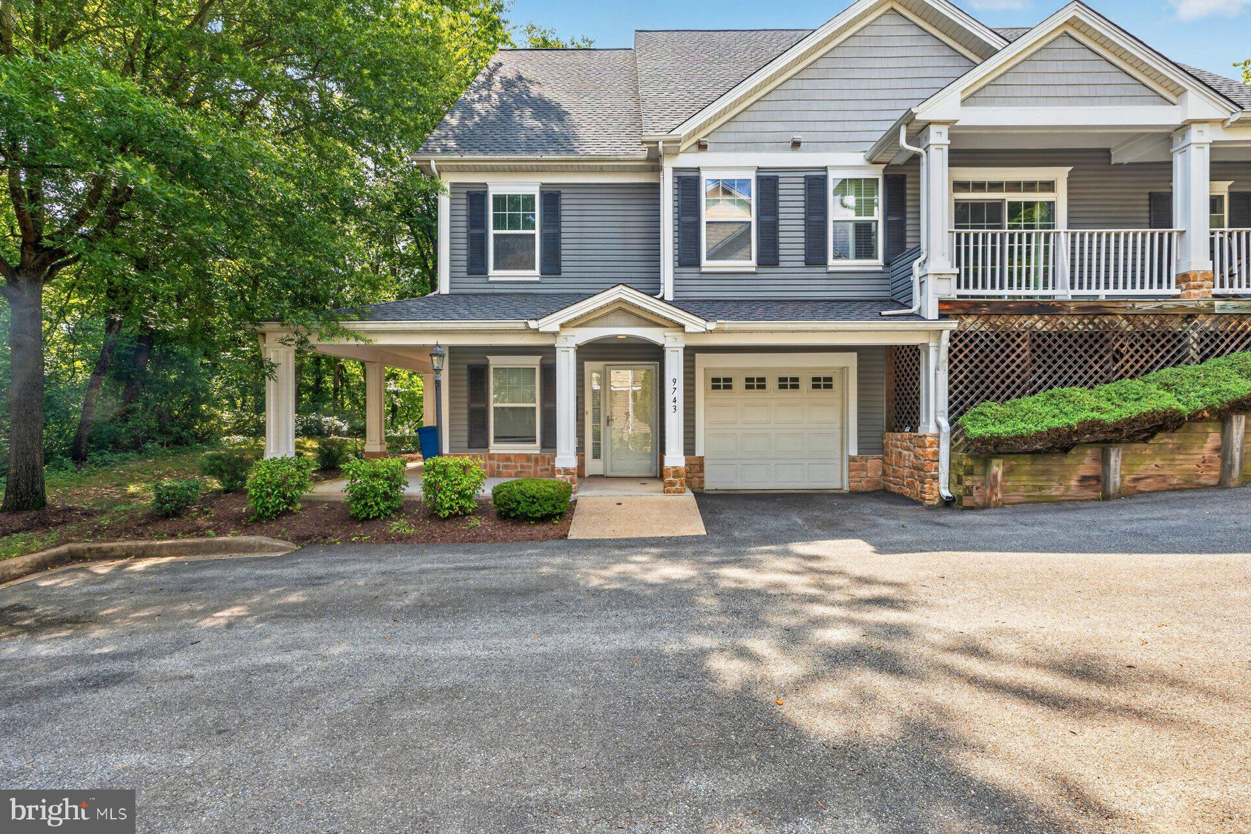 9743 WINERY COURT