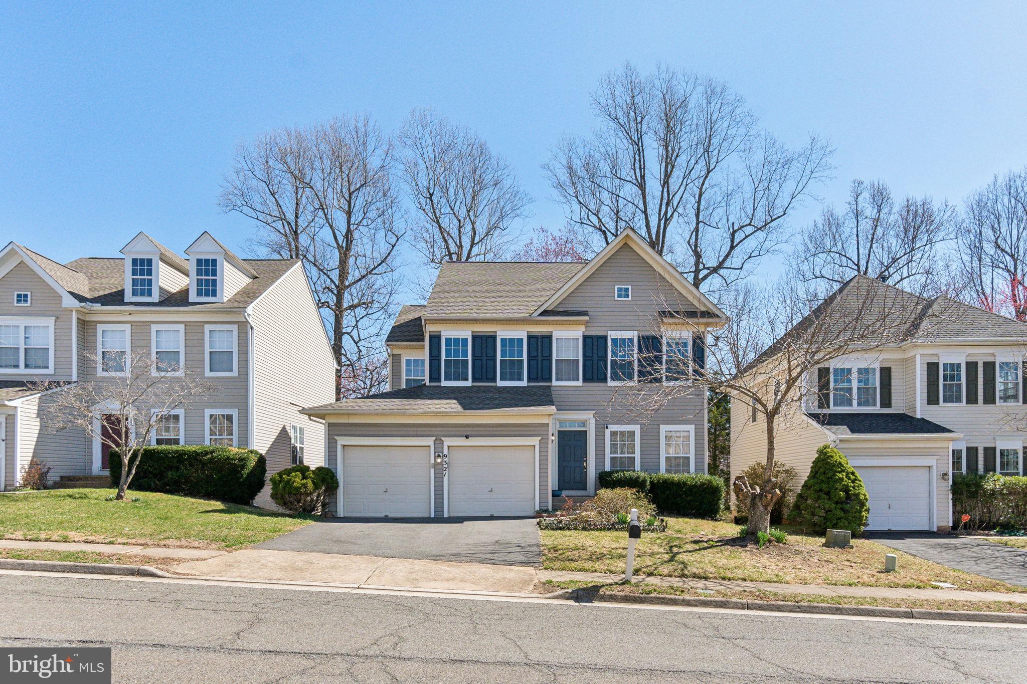 BLOOMS CROSSING - Residential