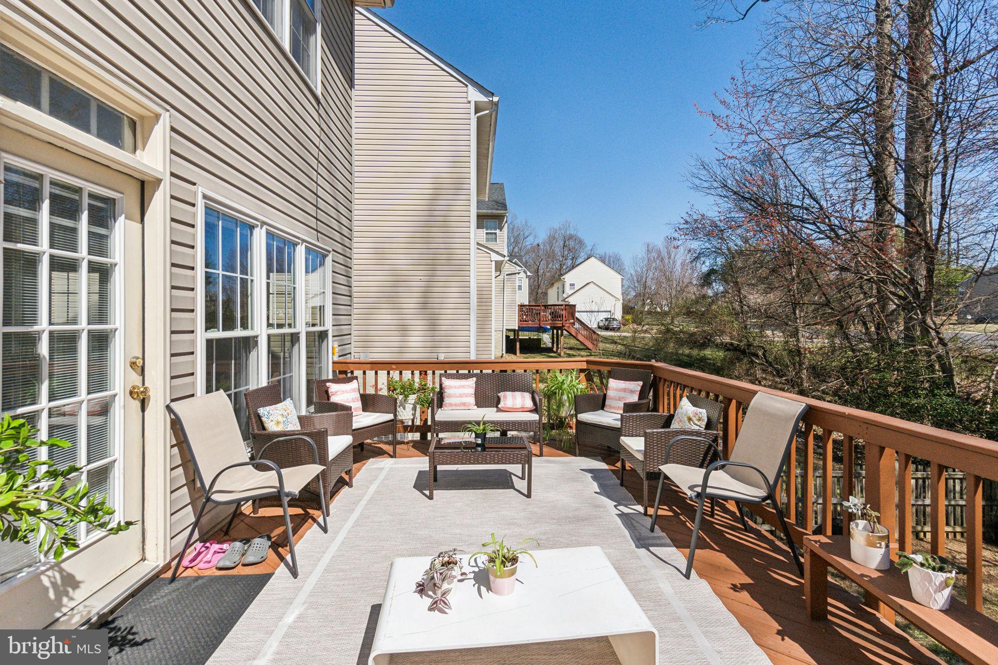 BLOOMS CROSSING - Residential