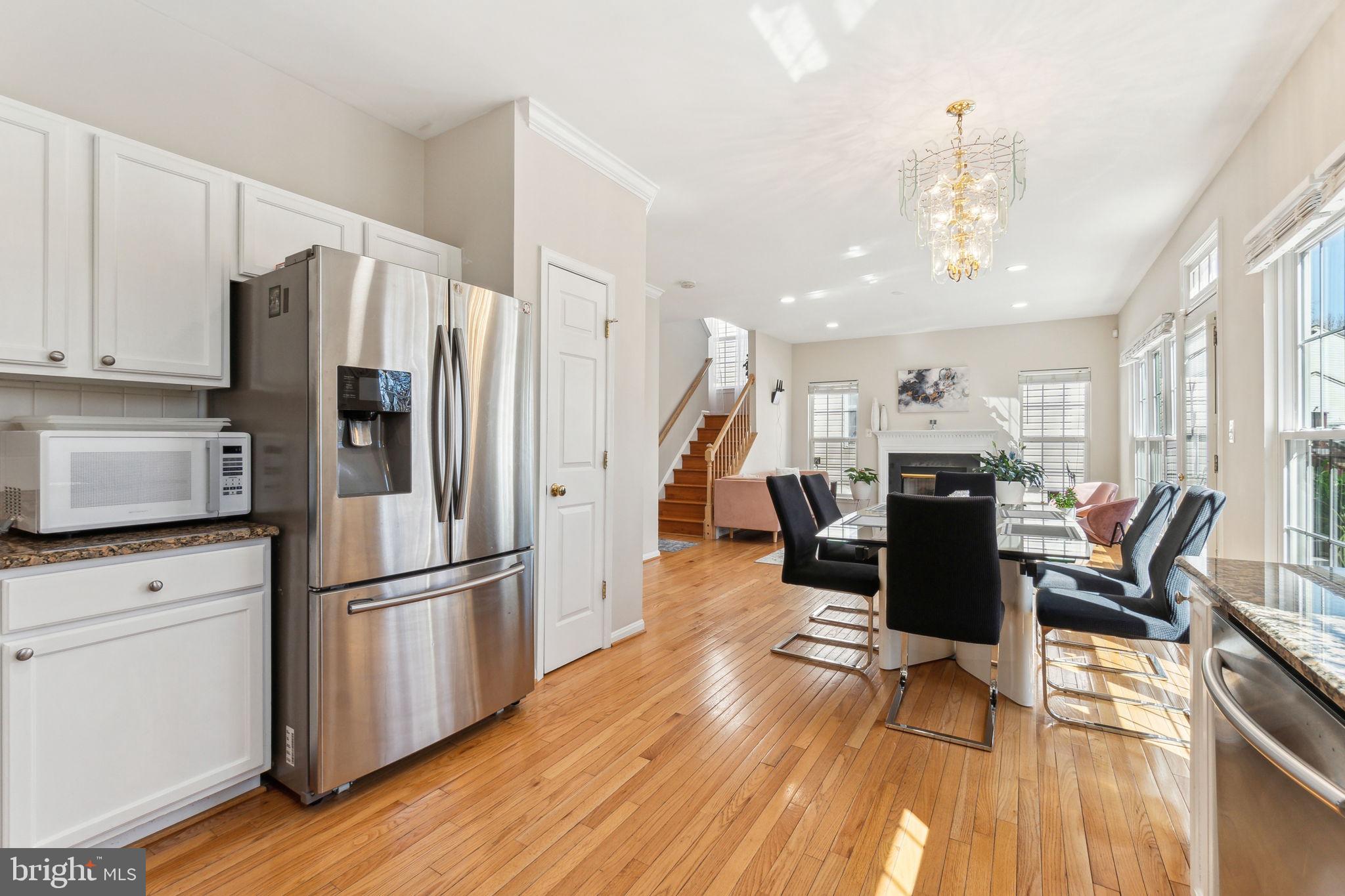 BLOOMS CROSSING - Residential