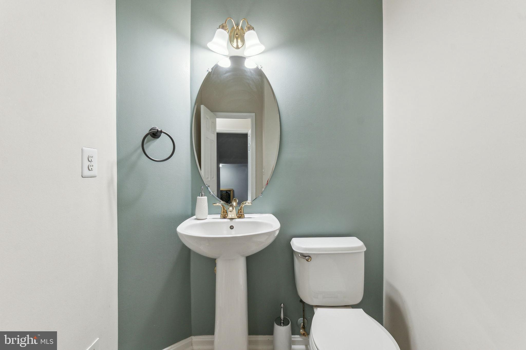 BLOOMS CROSSING - Residential