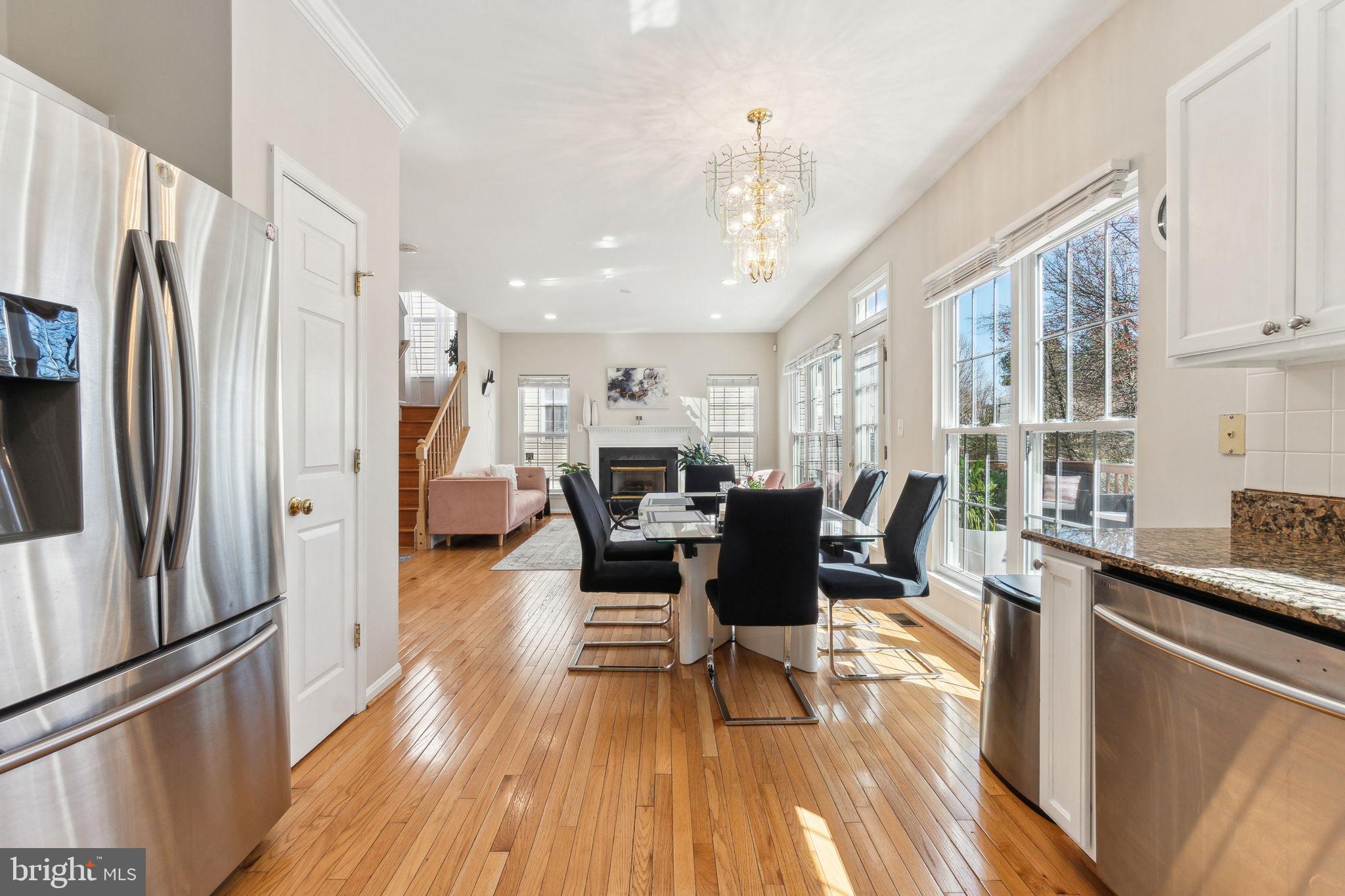 BLOOMS CROSSING - Residential