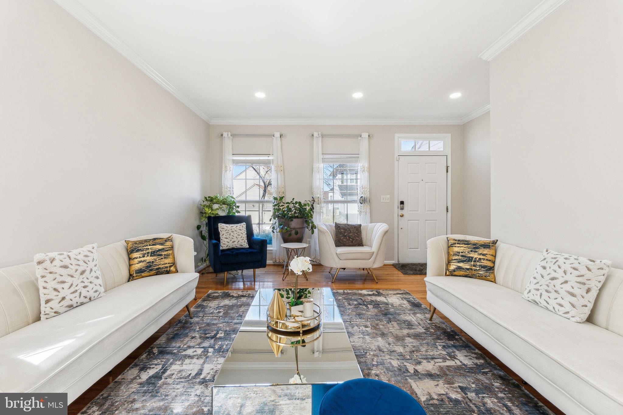 BLOOMS CROSSING - Residential