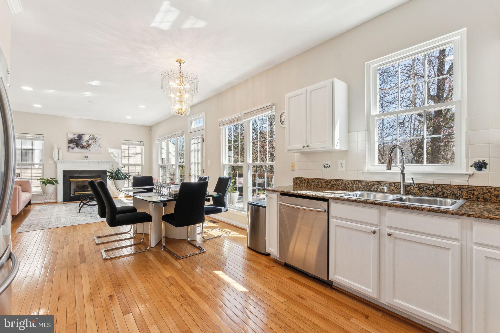 BLOOMS CROSSING - Residential