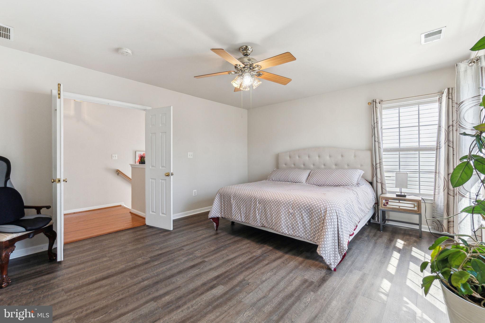 BLOOMS CROSSING - Residential