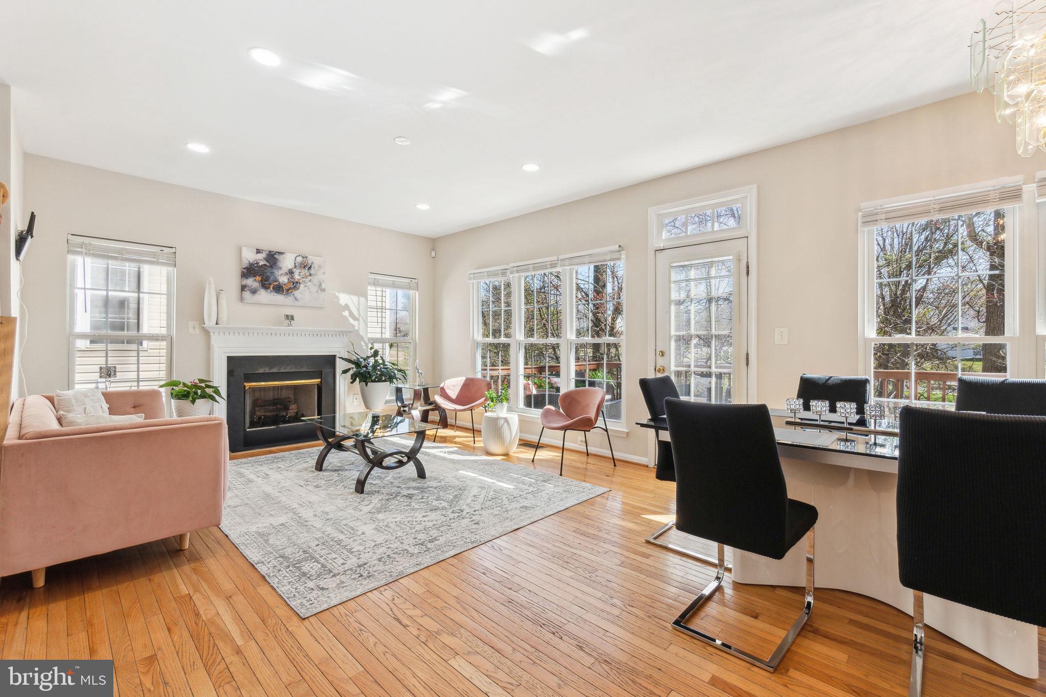 BLOOMS CROSSING - Residential