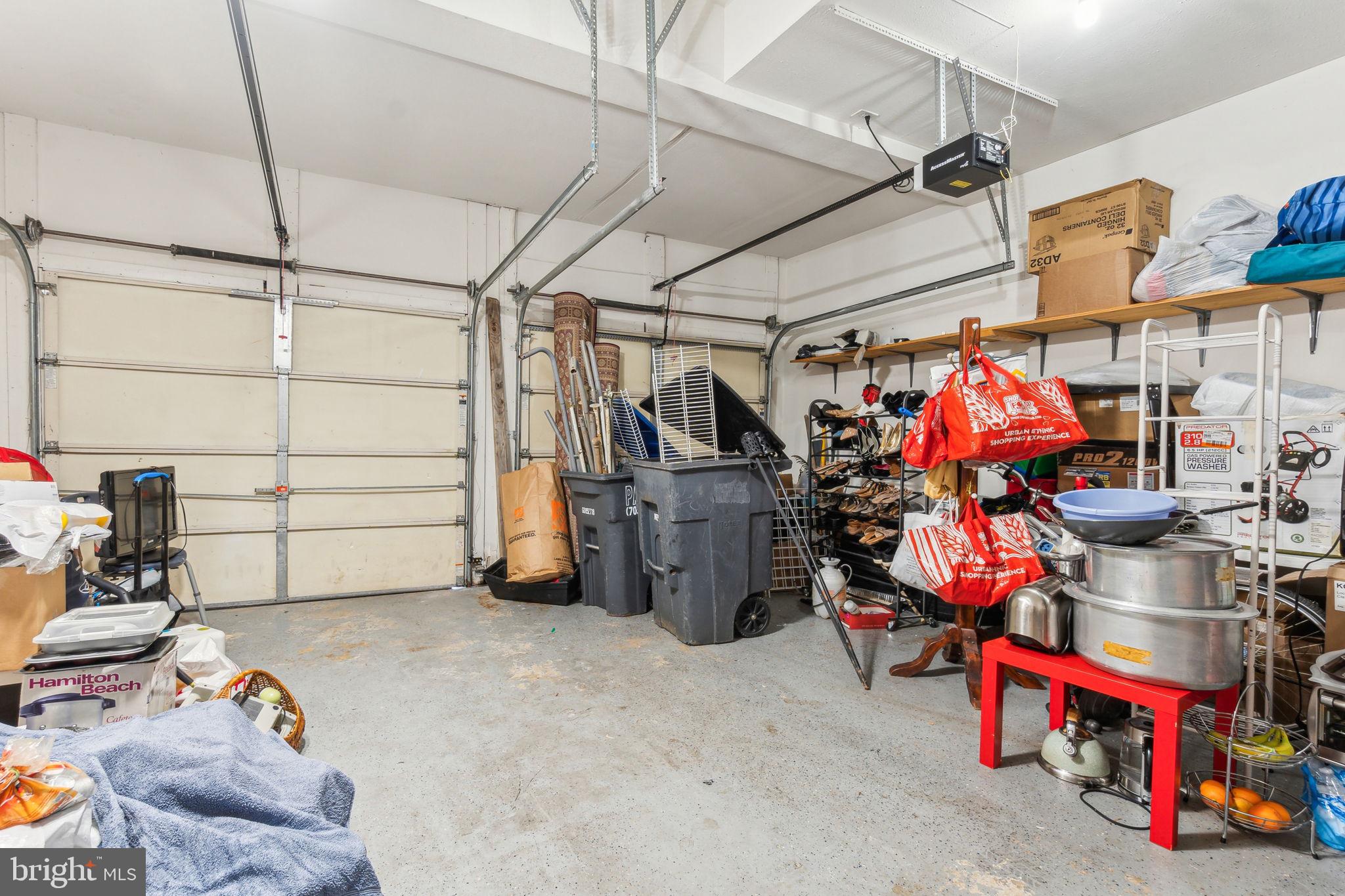 BLOOMS CROSSING - Residential