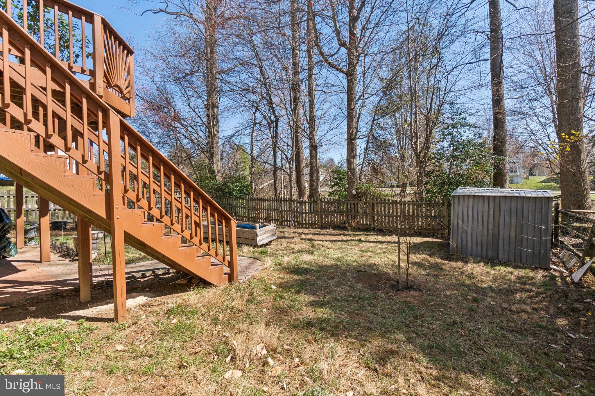 BLOOMS CROSSING - Residential