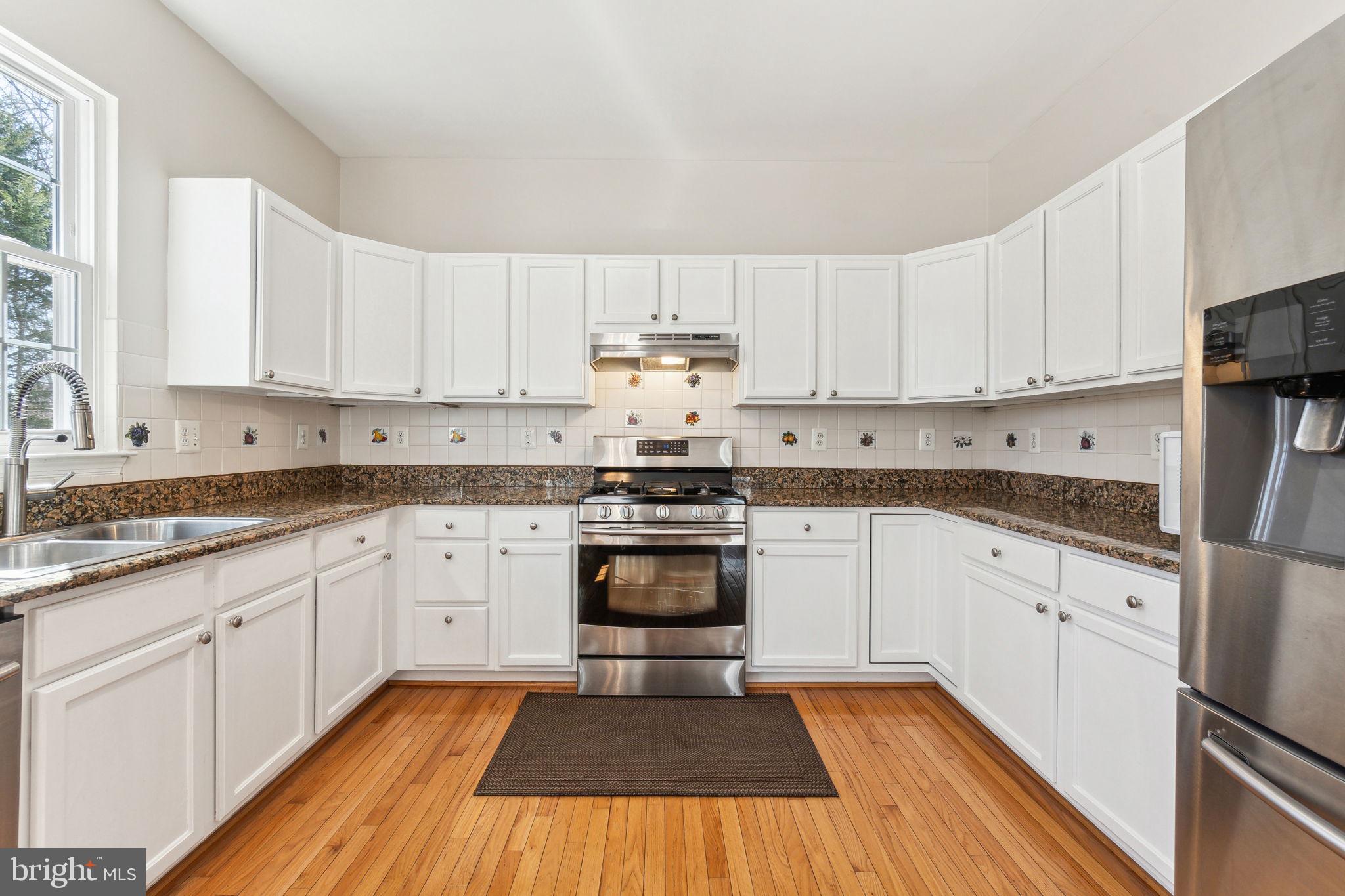 BLOOMS CROSSING - Residential