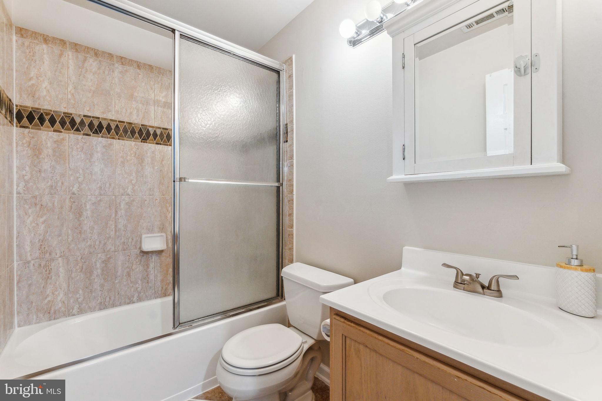 BLOOMS CROSSING - Residential