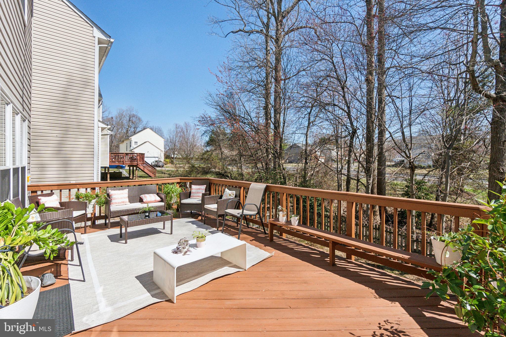 BLOOMS CROSSING - Residential