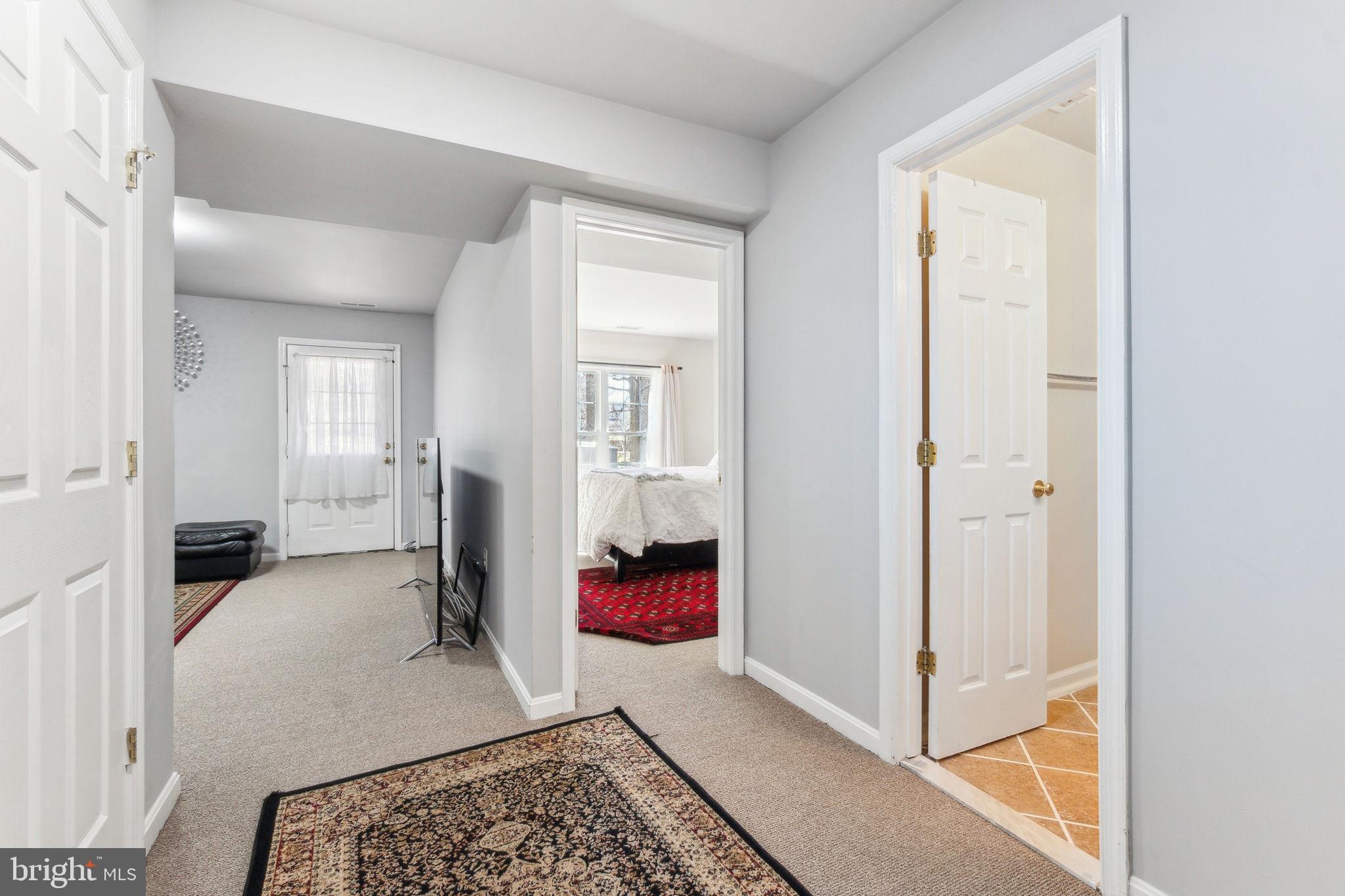 BLOOMS CROSSING - Residential