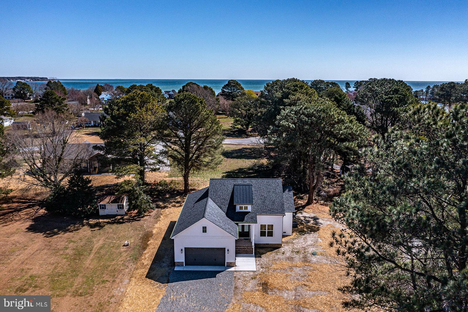 CHESAPEAKE HARBOR - Residential