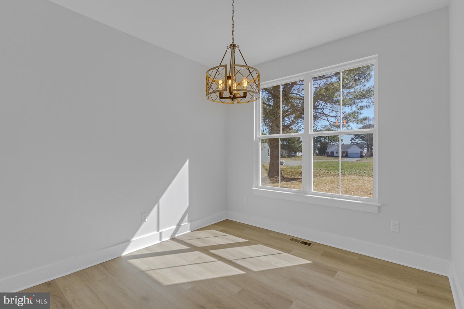 CHESAPEAKE HARBOR - Residential