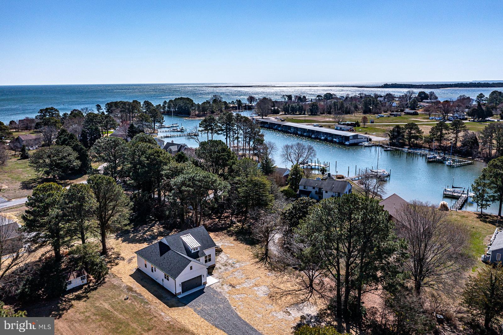 CHESAPEAKE HARBOR - Residential