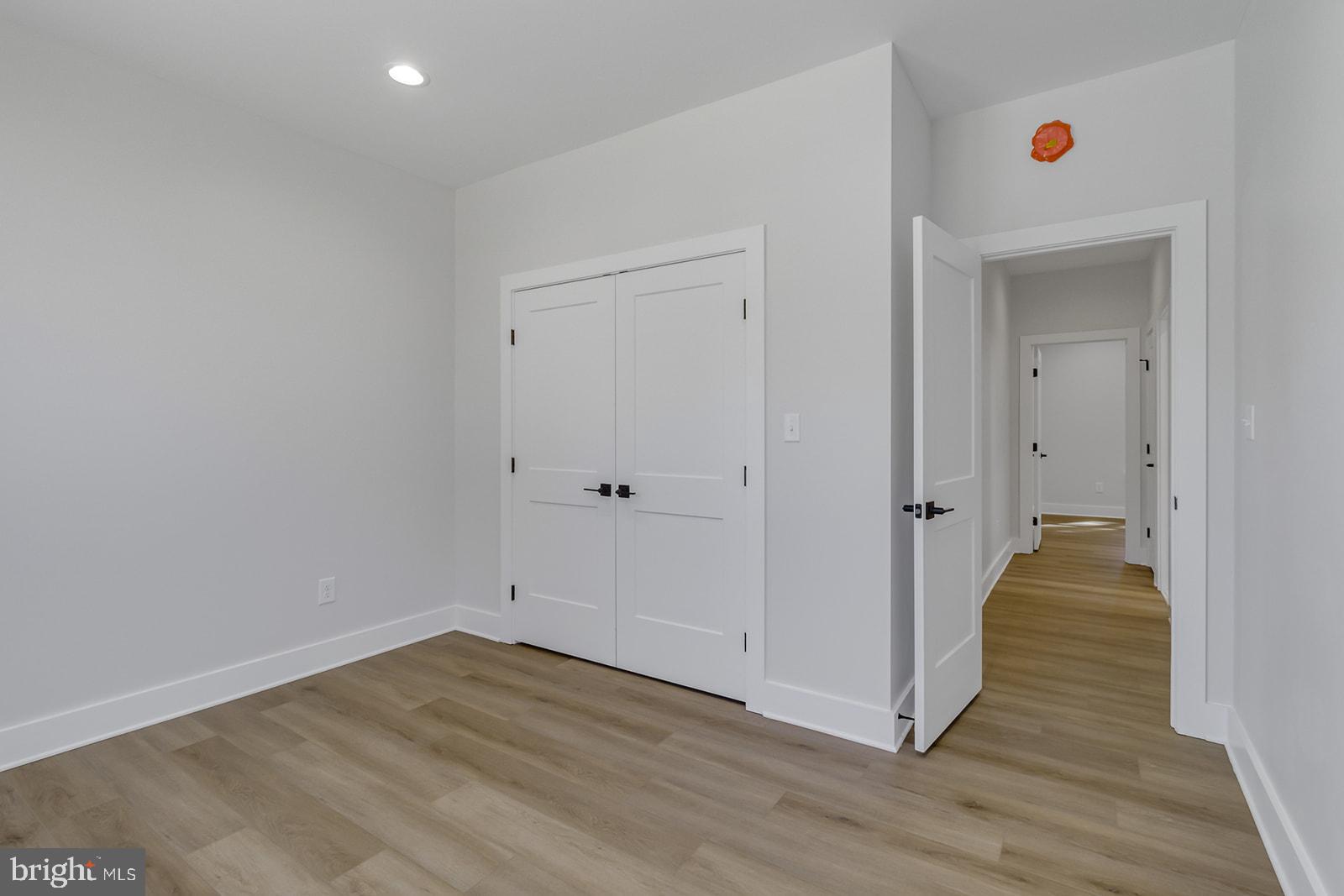 CHESAPEAKE HARBOR - Residential