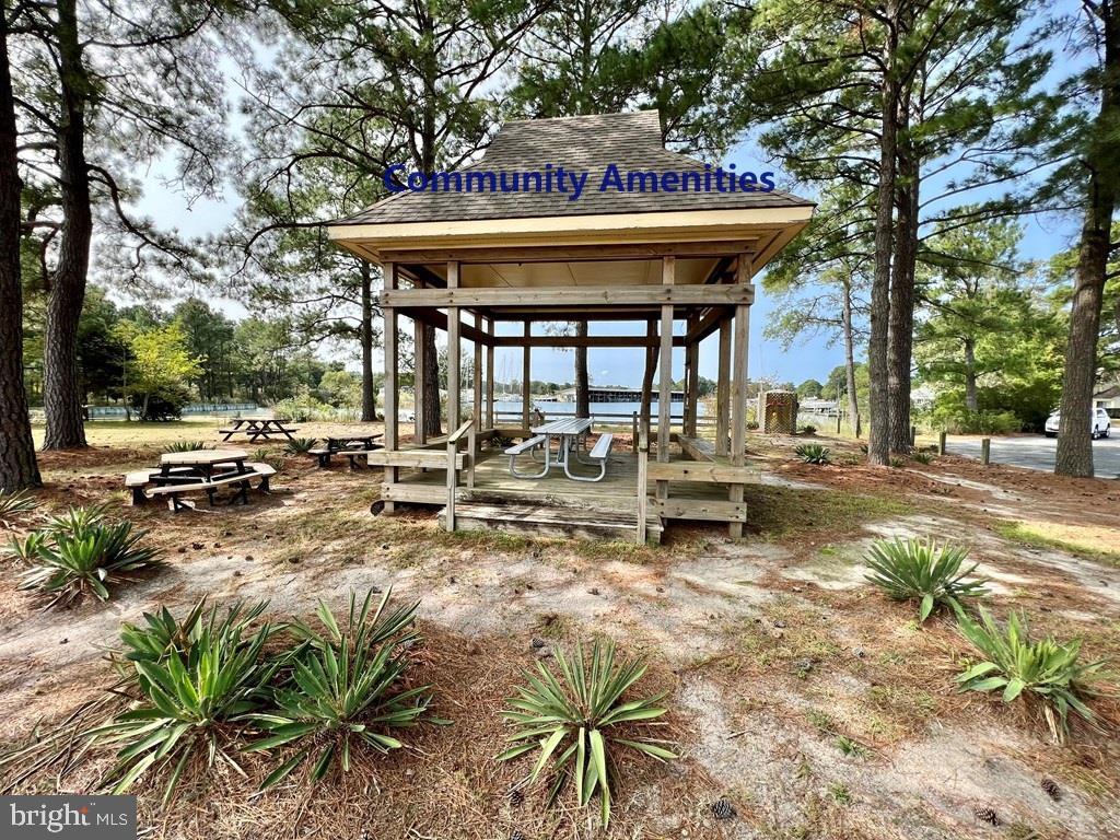 CHESAPEAKE HARBOR - Residential