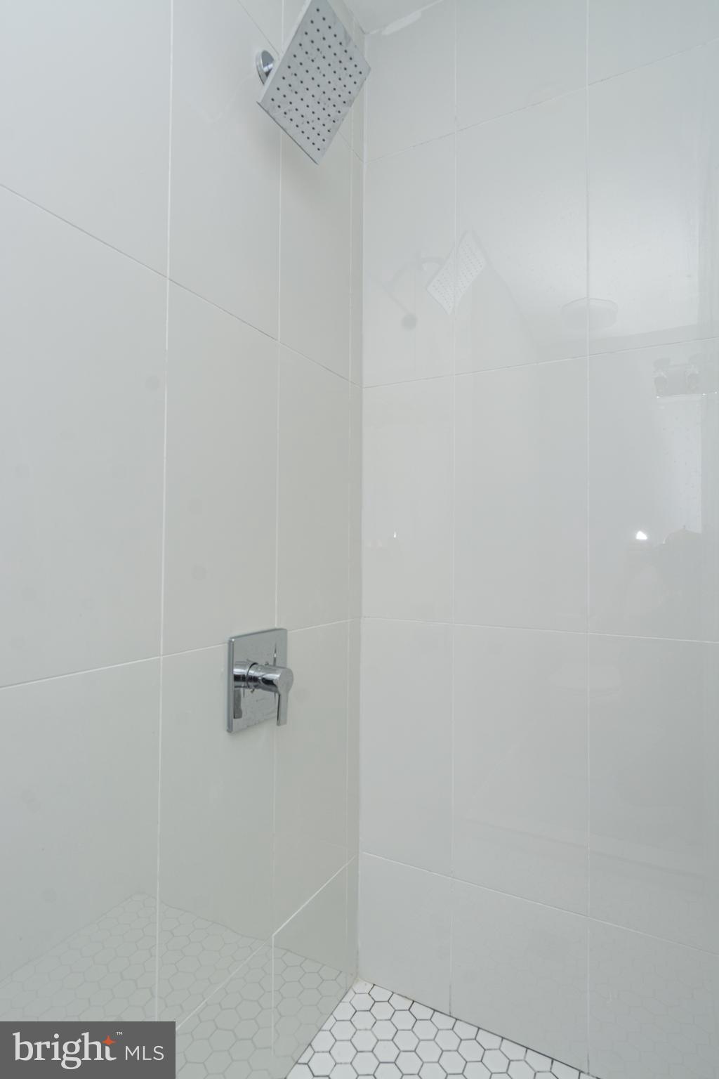 COLD SPRING NEWTOWN - Residential