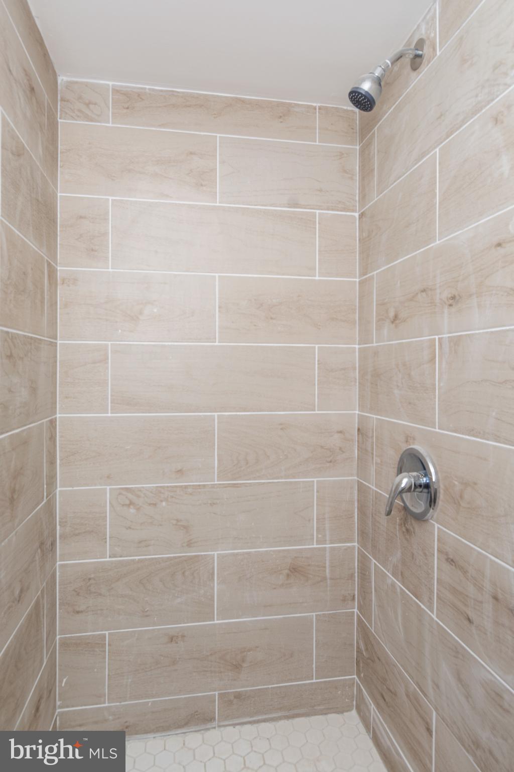 COLD SPRING NEWTOWN - Residential