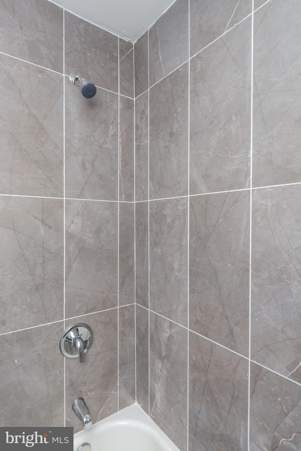 COLD SPRING NEWTOWN - Residential